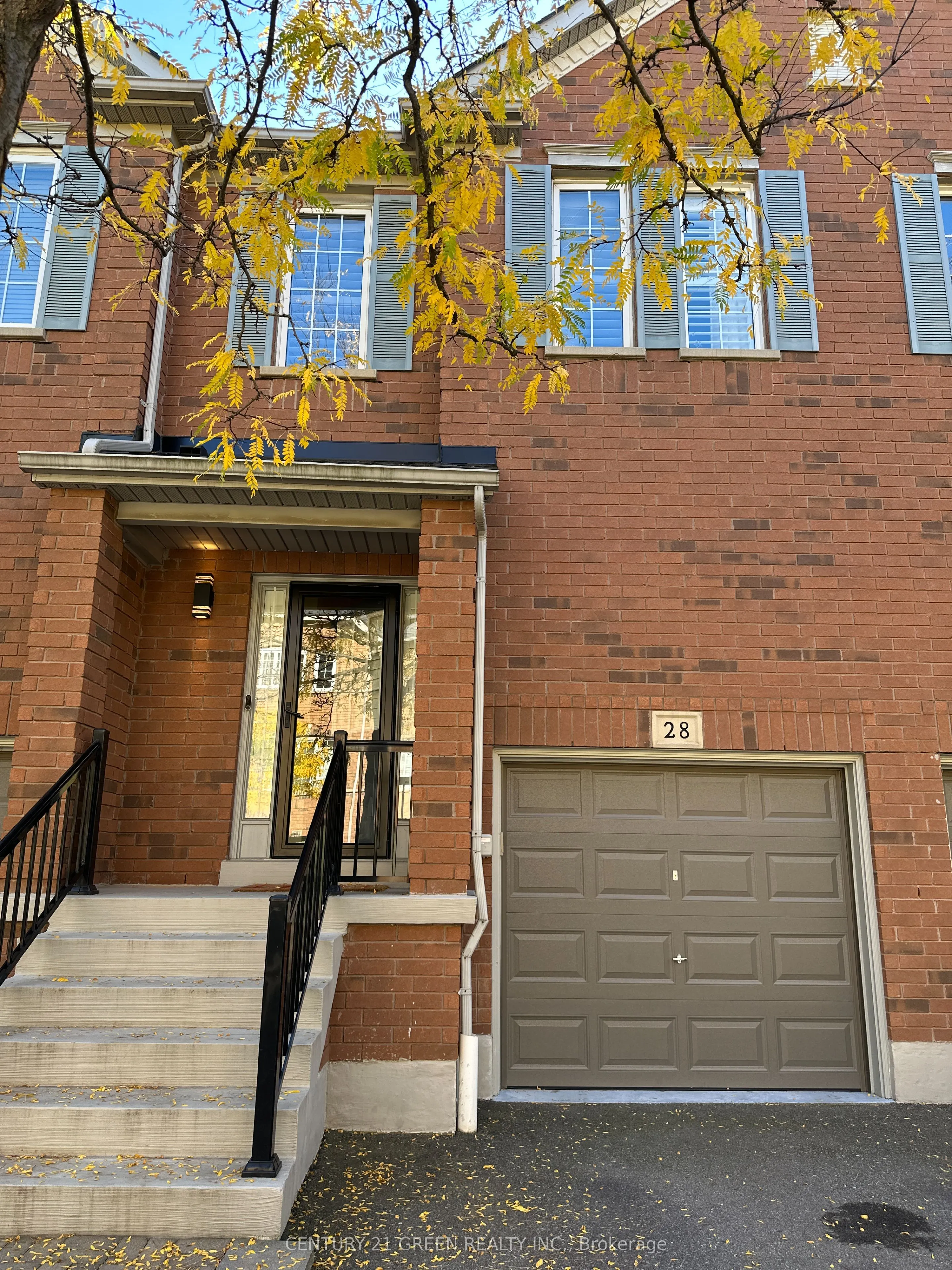 5530 Glen Erin Drive W, #28