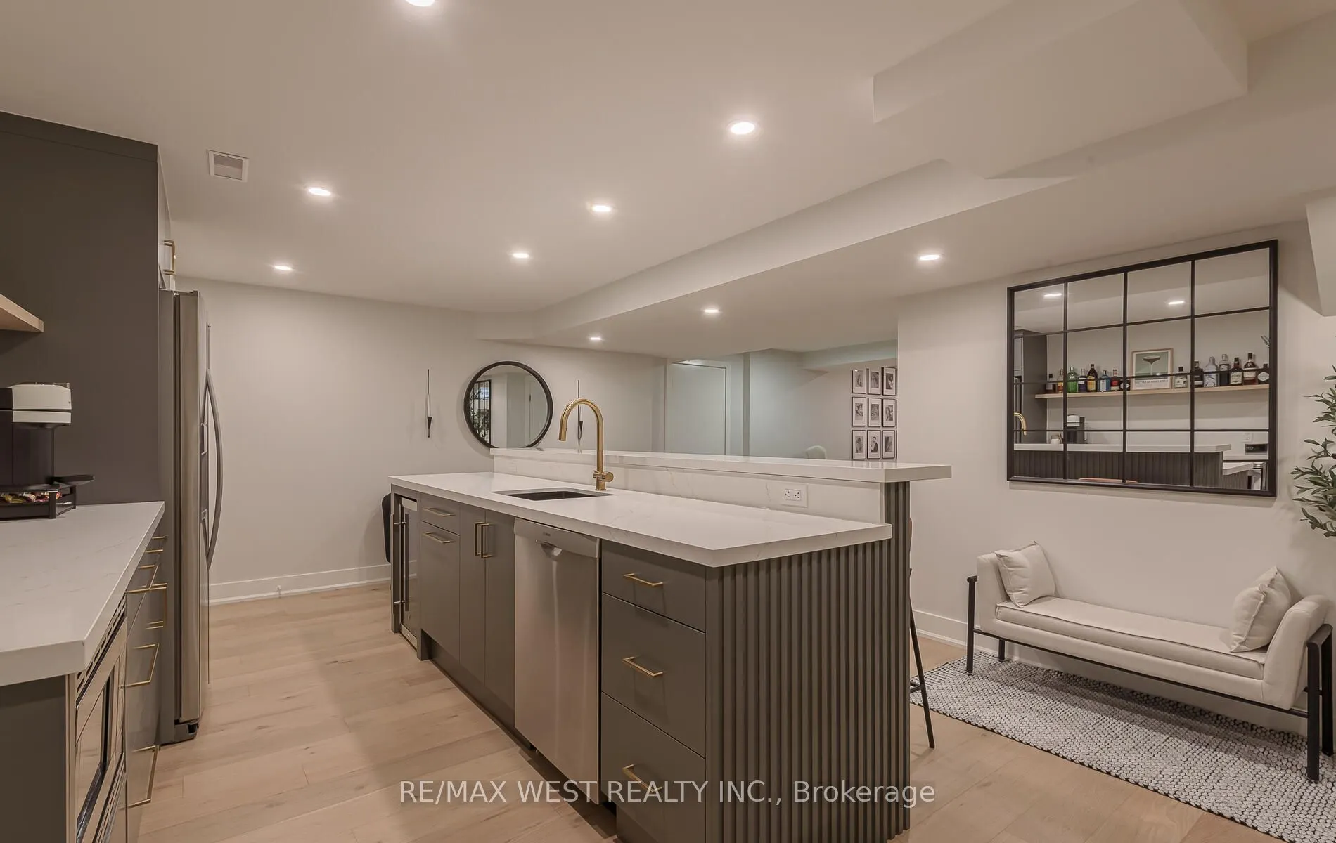 41 North Riverdale Drive