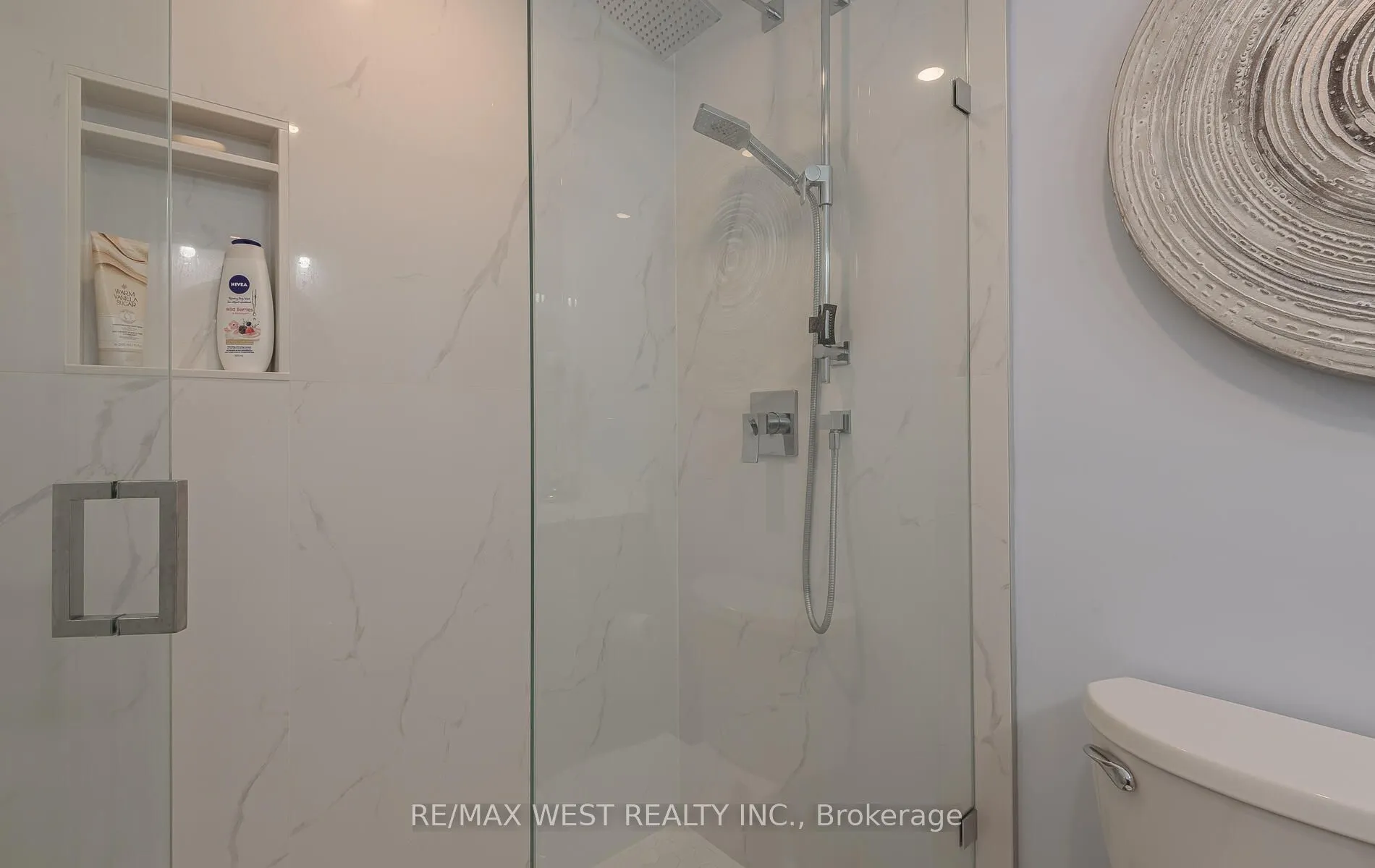 41 North Riverdale Drive