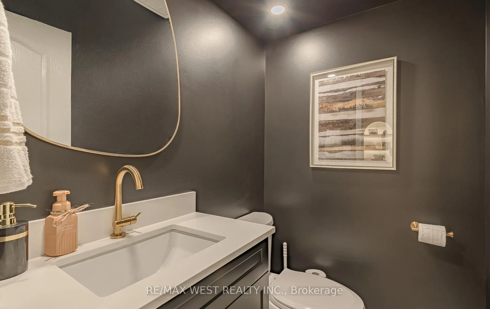 41 North Riverdale Drive