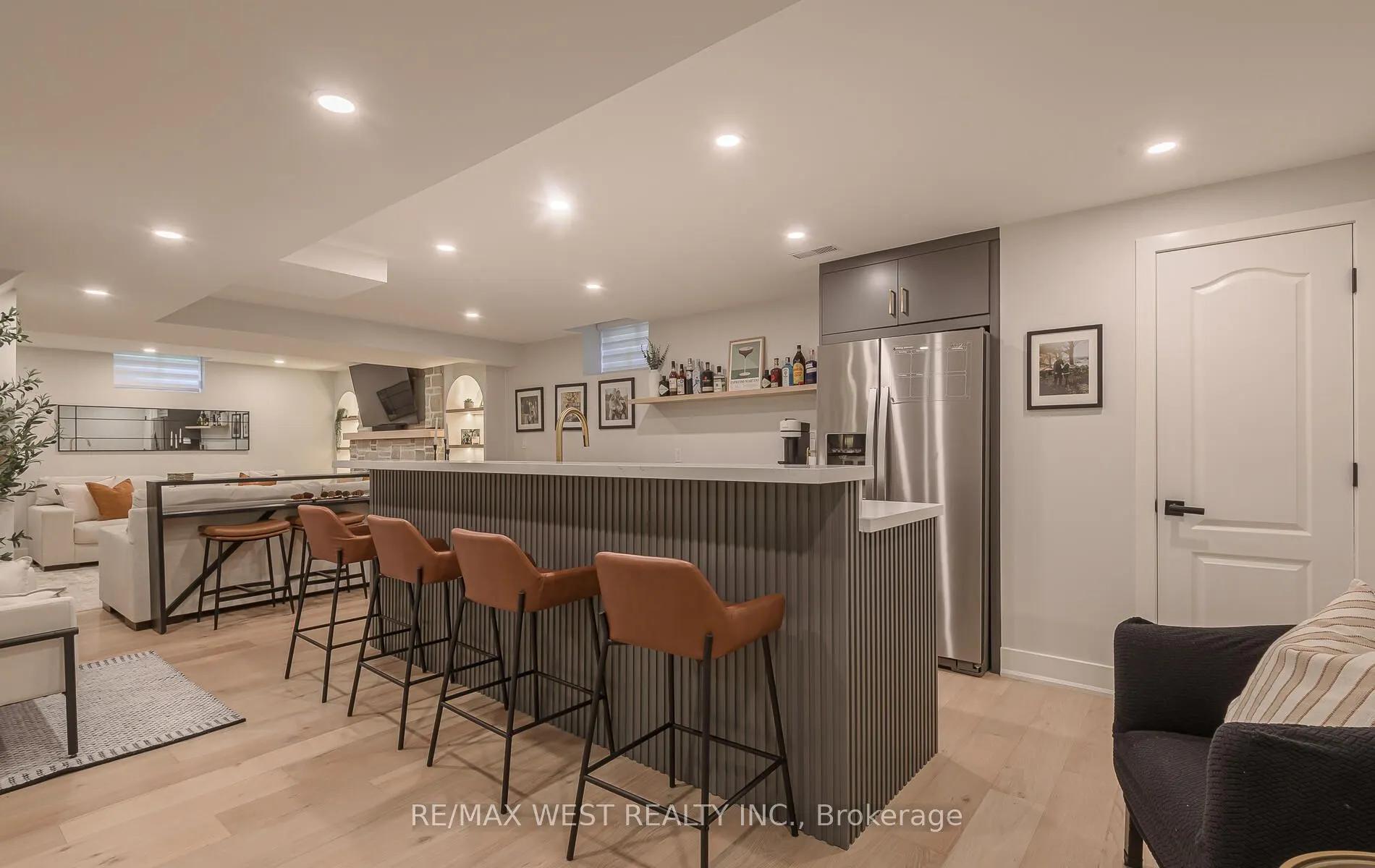 41 North Riverdale Drive