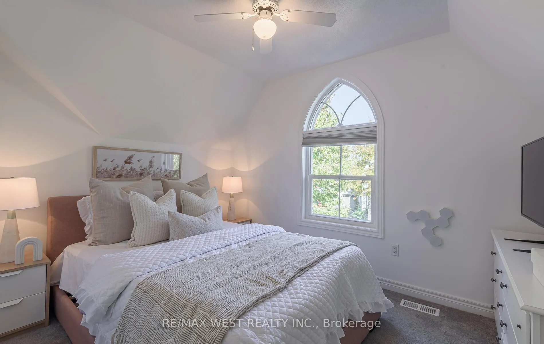 41 North Riverdale Drive