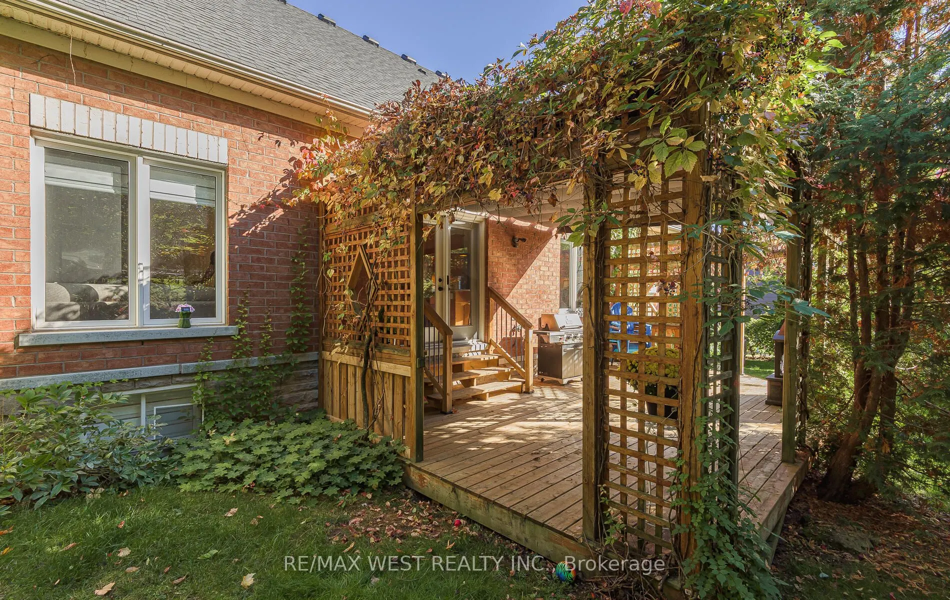 41 North Riverdale Drive