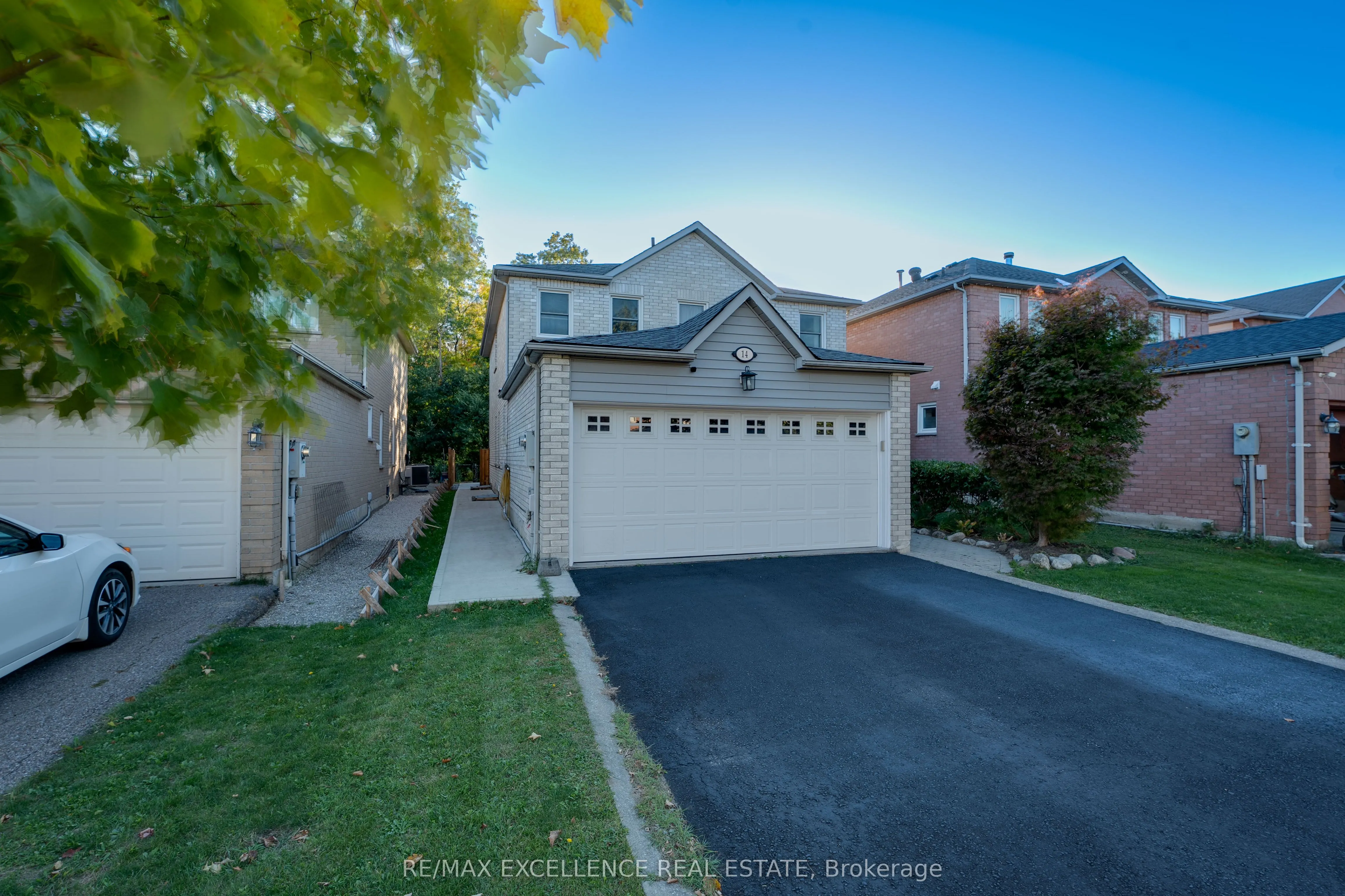 14 Nymark Place
