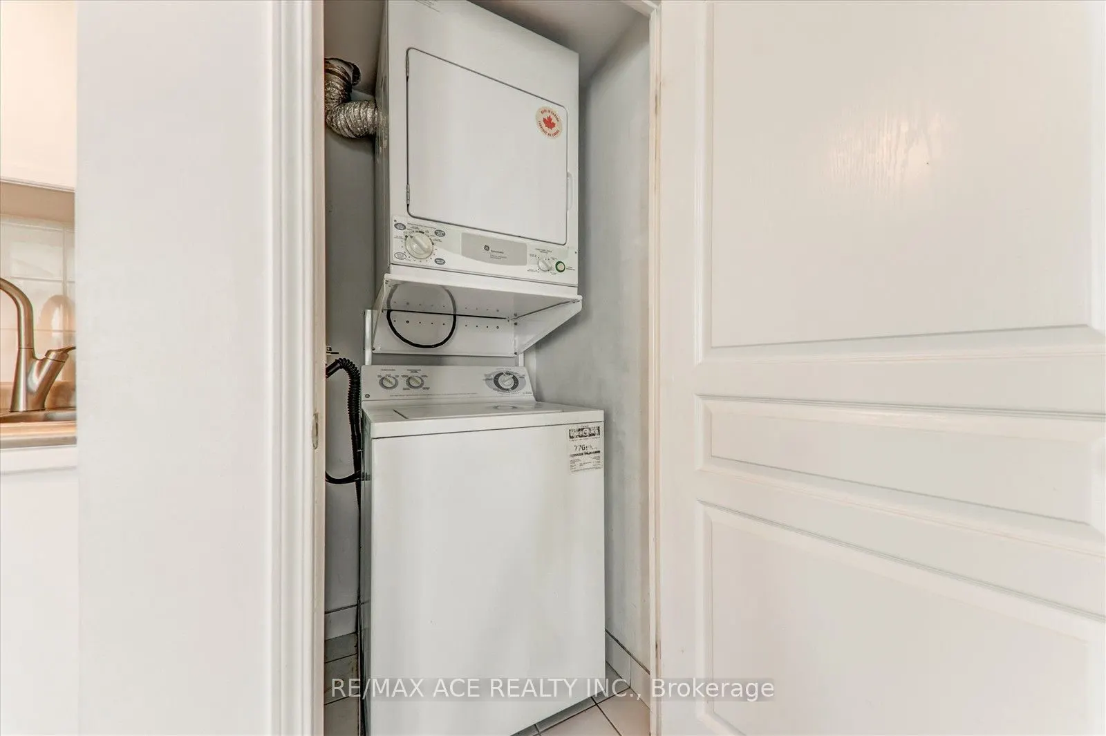 2545 Erin Centre Boulevard #1803