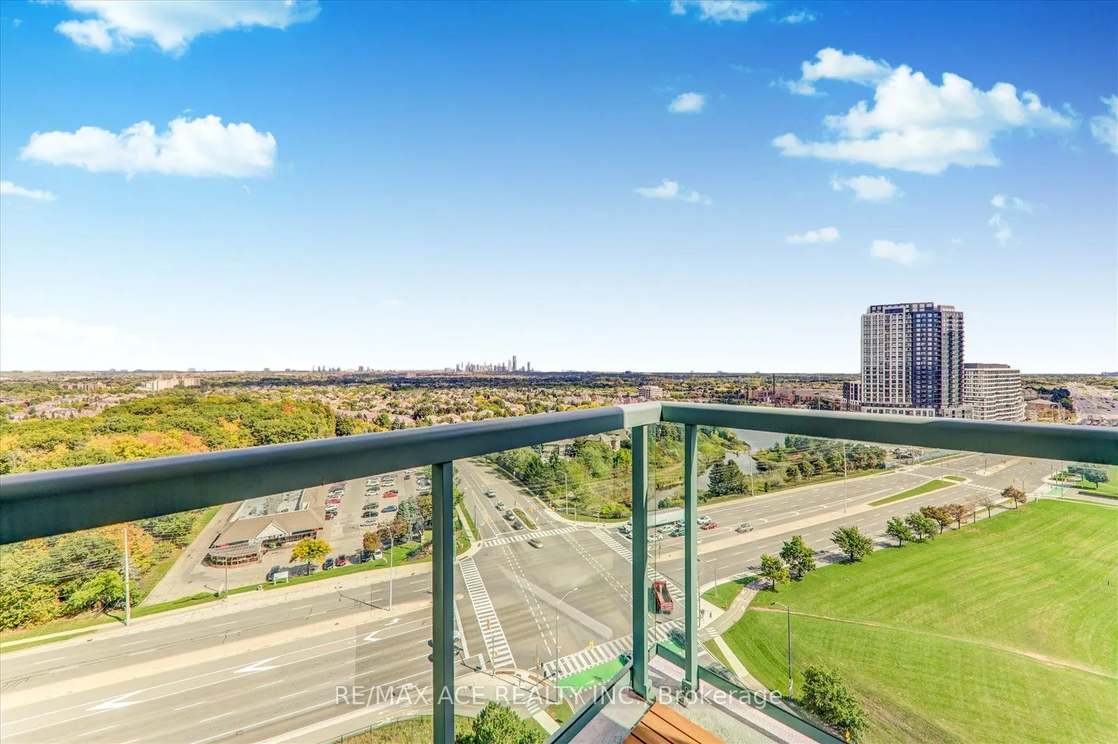 2545 Erin Centre Boulevard #1803