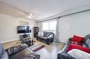 21 Lakeland Drive