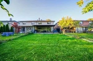 21 Lakeland Drive