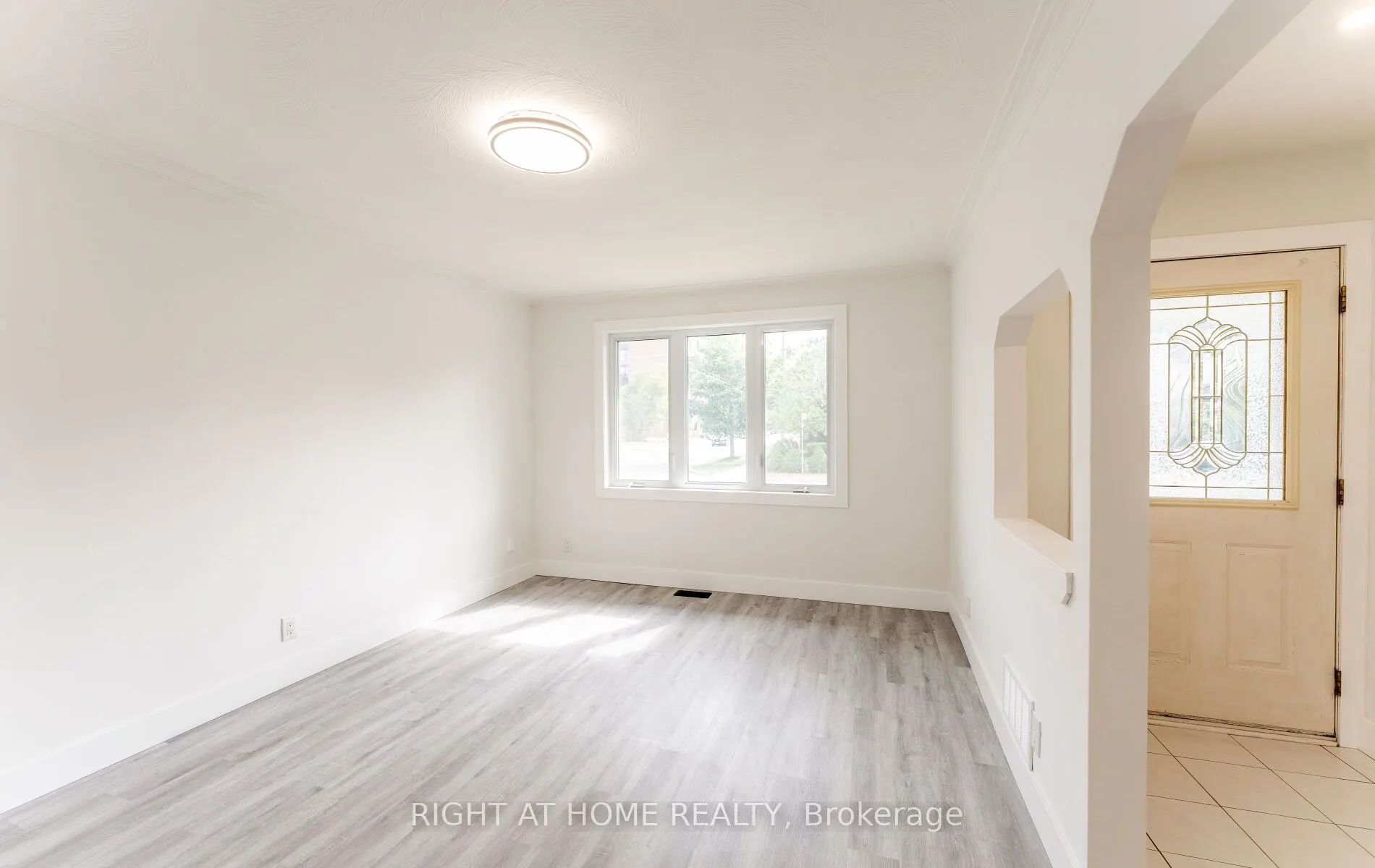 22 Pleasant Home Boulevard