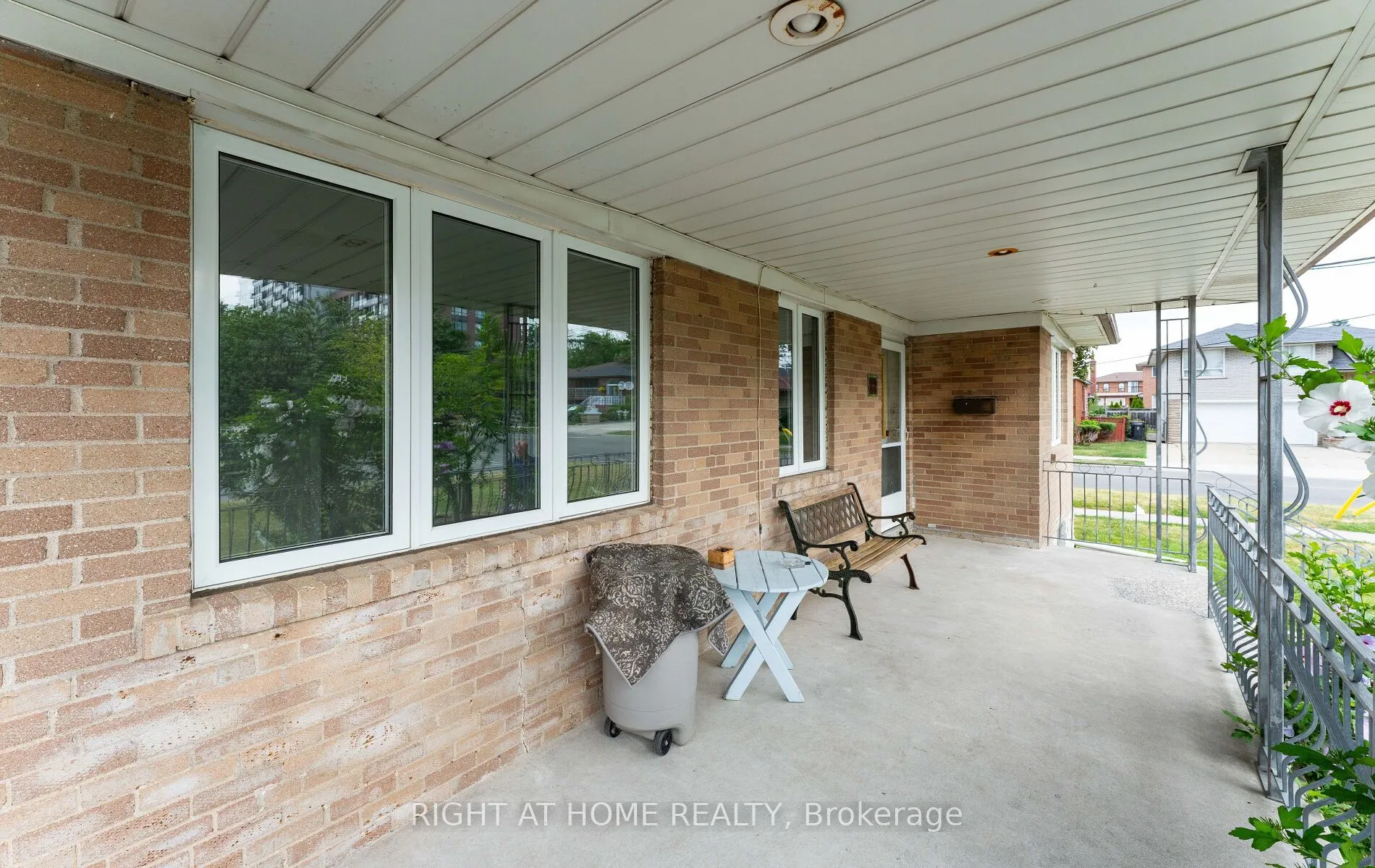 22 Pleasant Home Boulevard