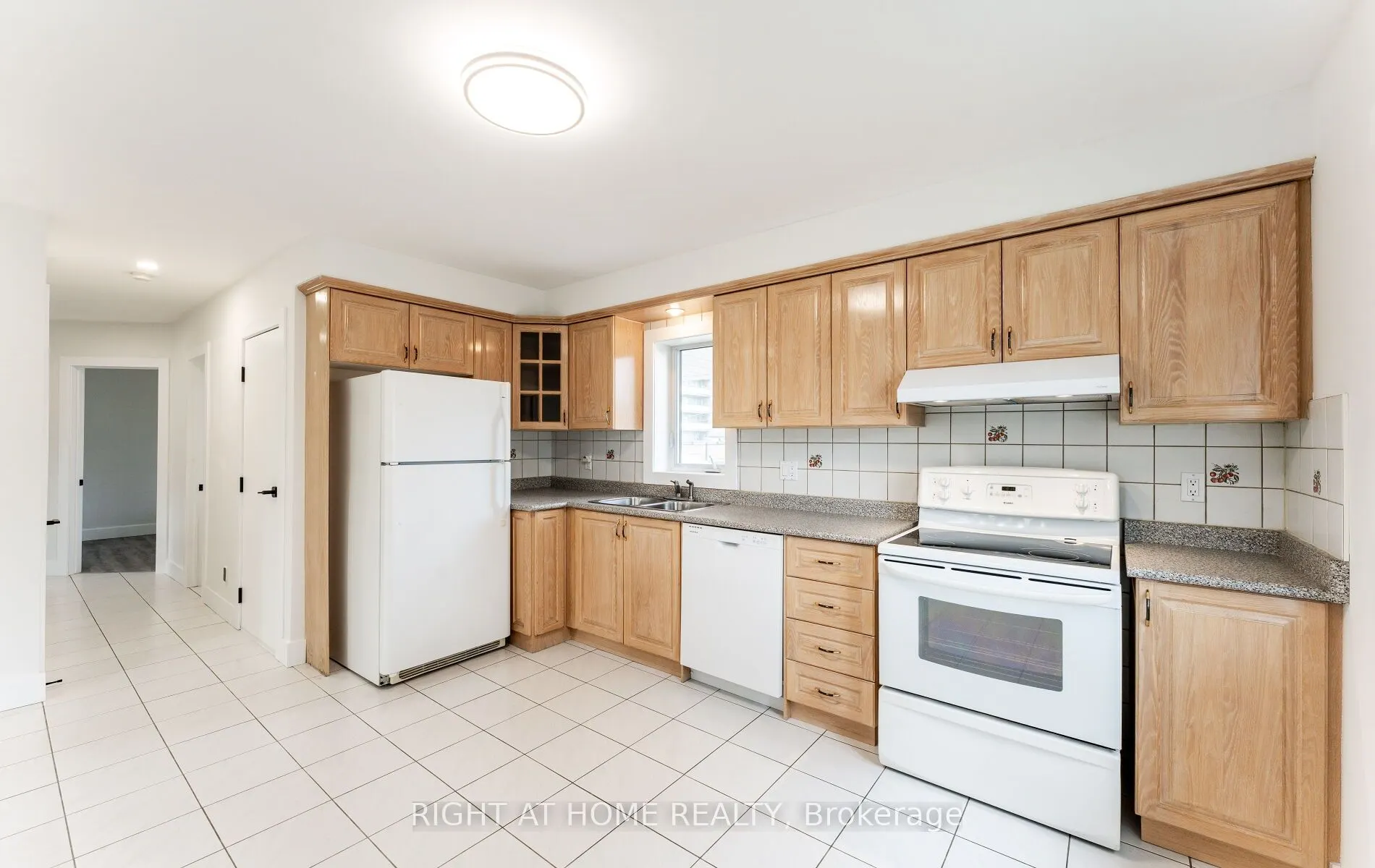 22 Pleasant Home Boulevard