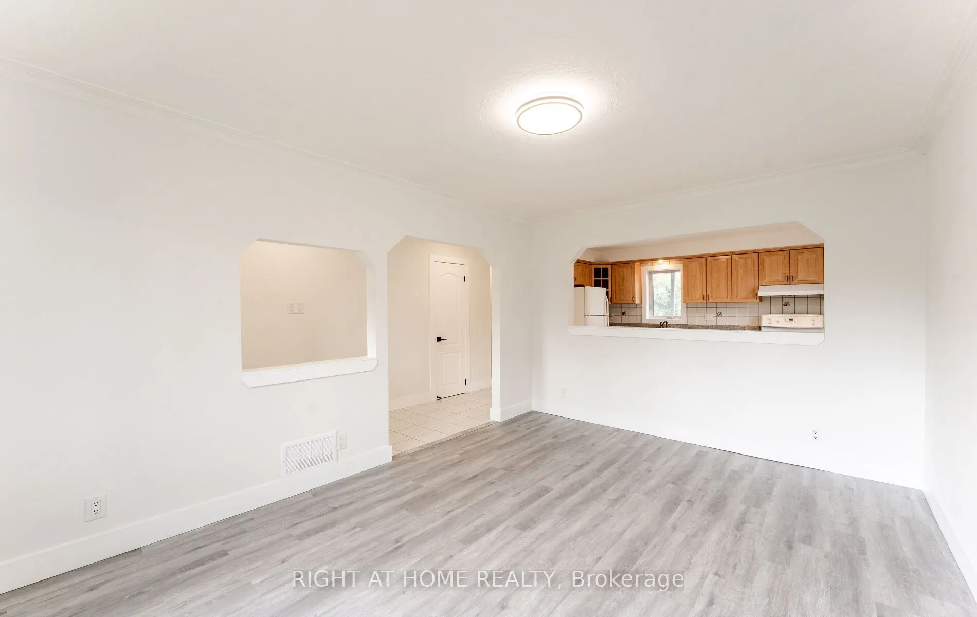 22 Pleasant Home Boulevard