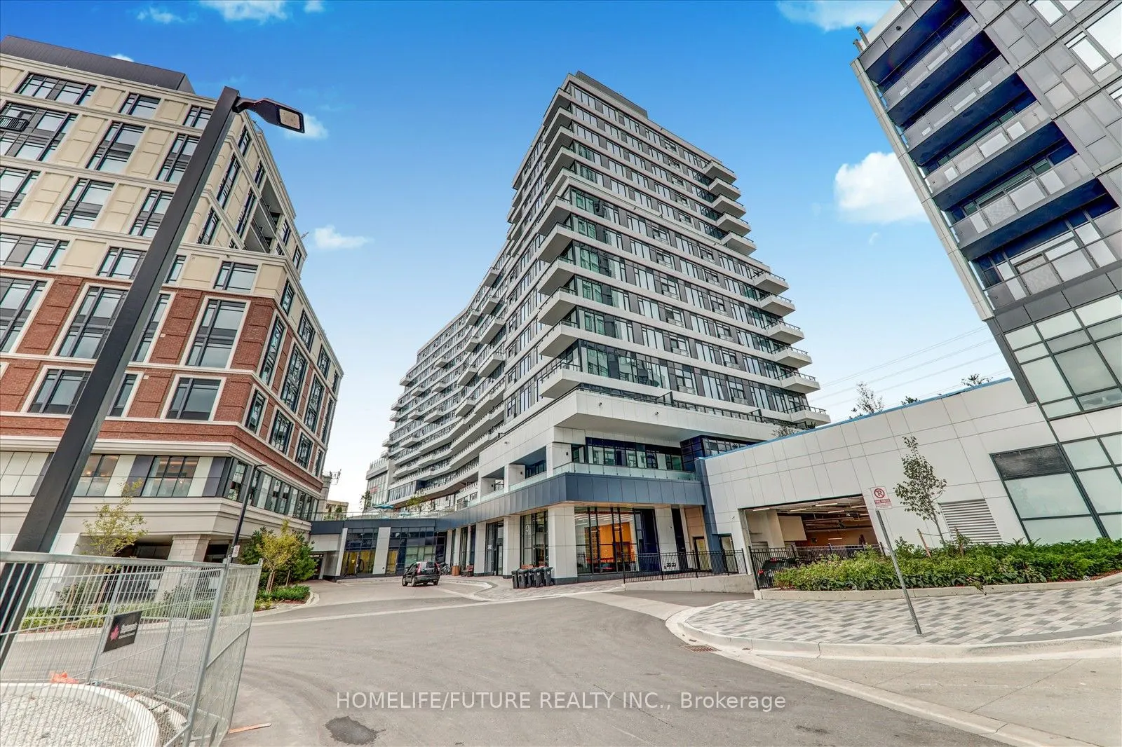 2485 Eglinton Avenue, ## 704