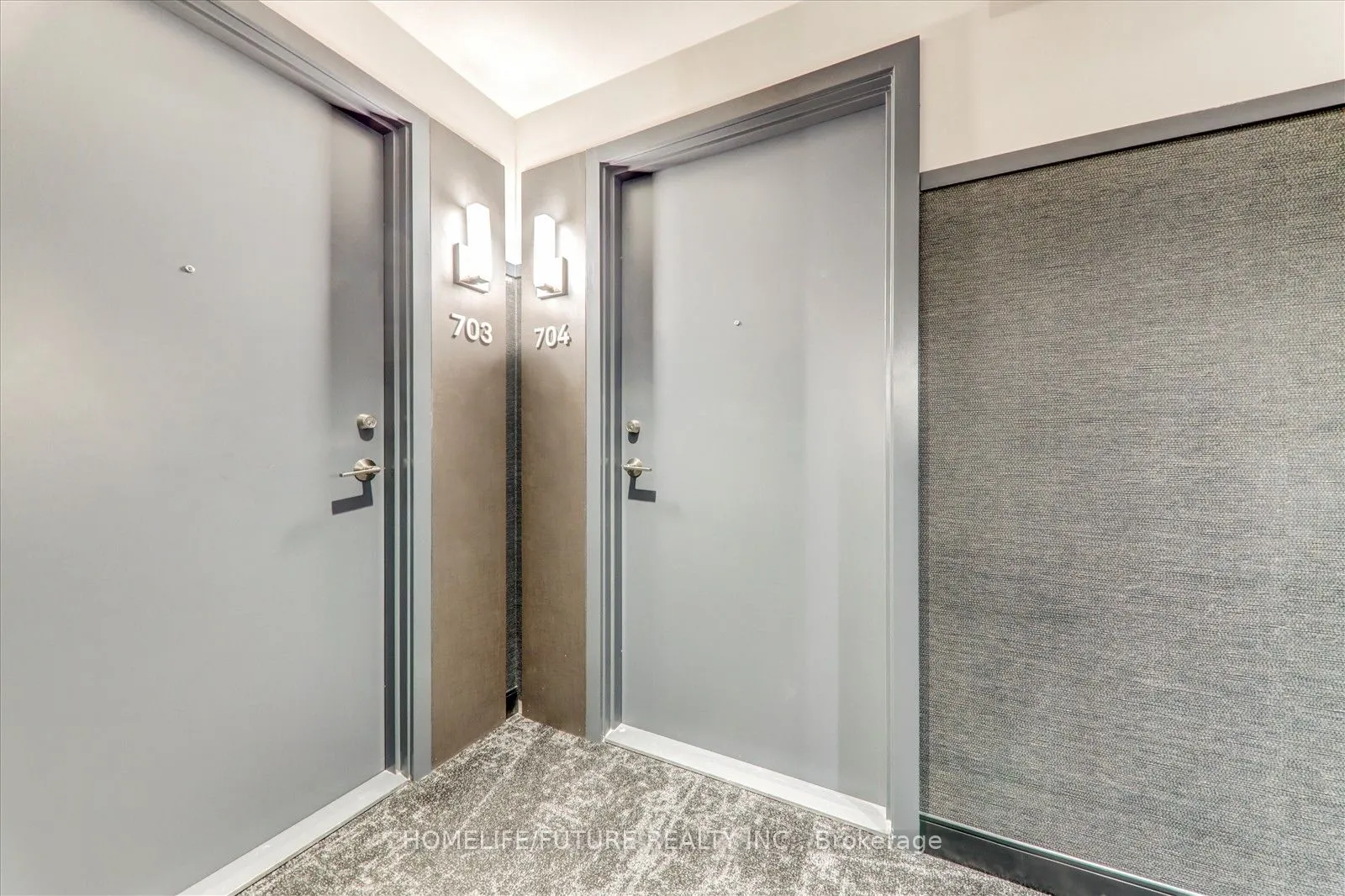 2485 Eglinton Avenue, ## 704