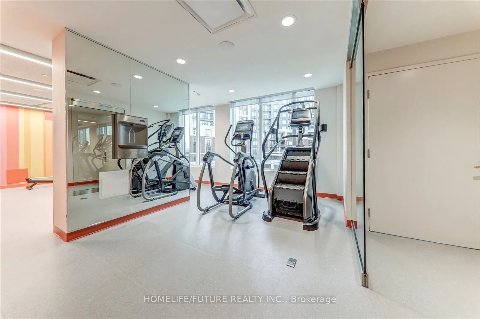 2485 Eglinton Avenue, ## 704