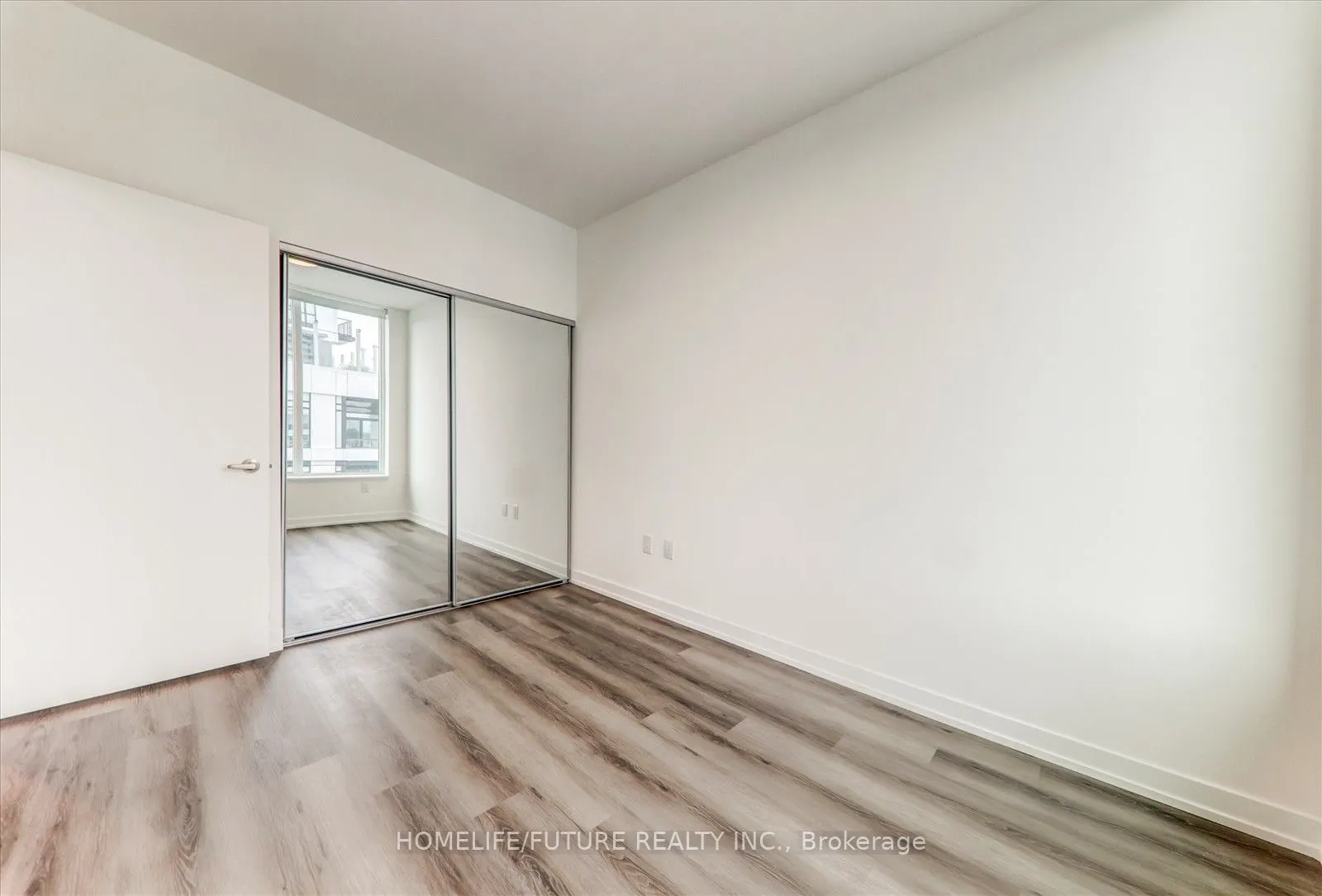 2485 Eglinton Avenue, ## 704
