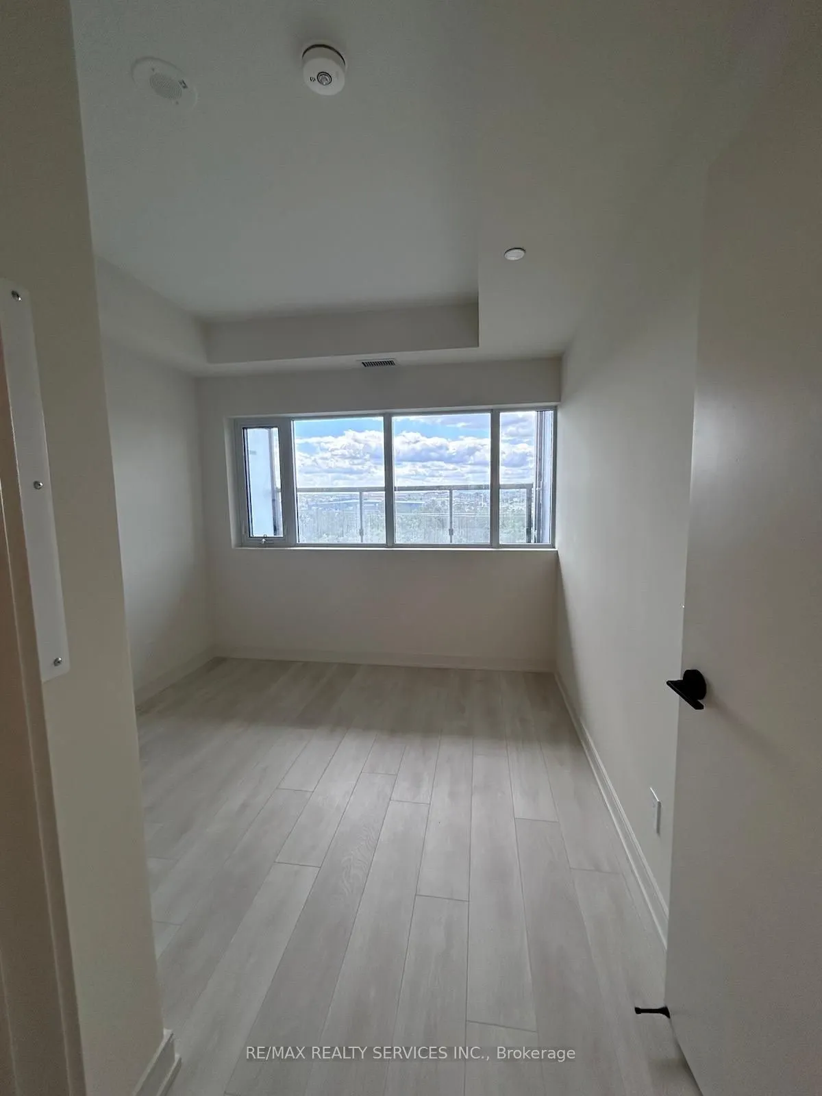 8010 Derry Road, #506