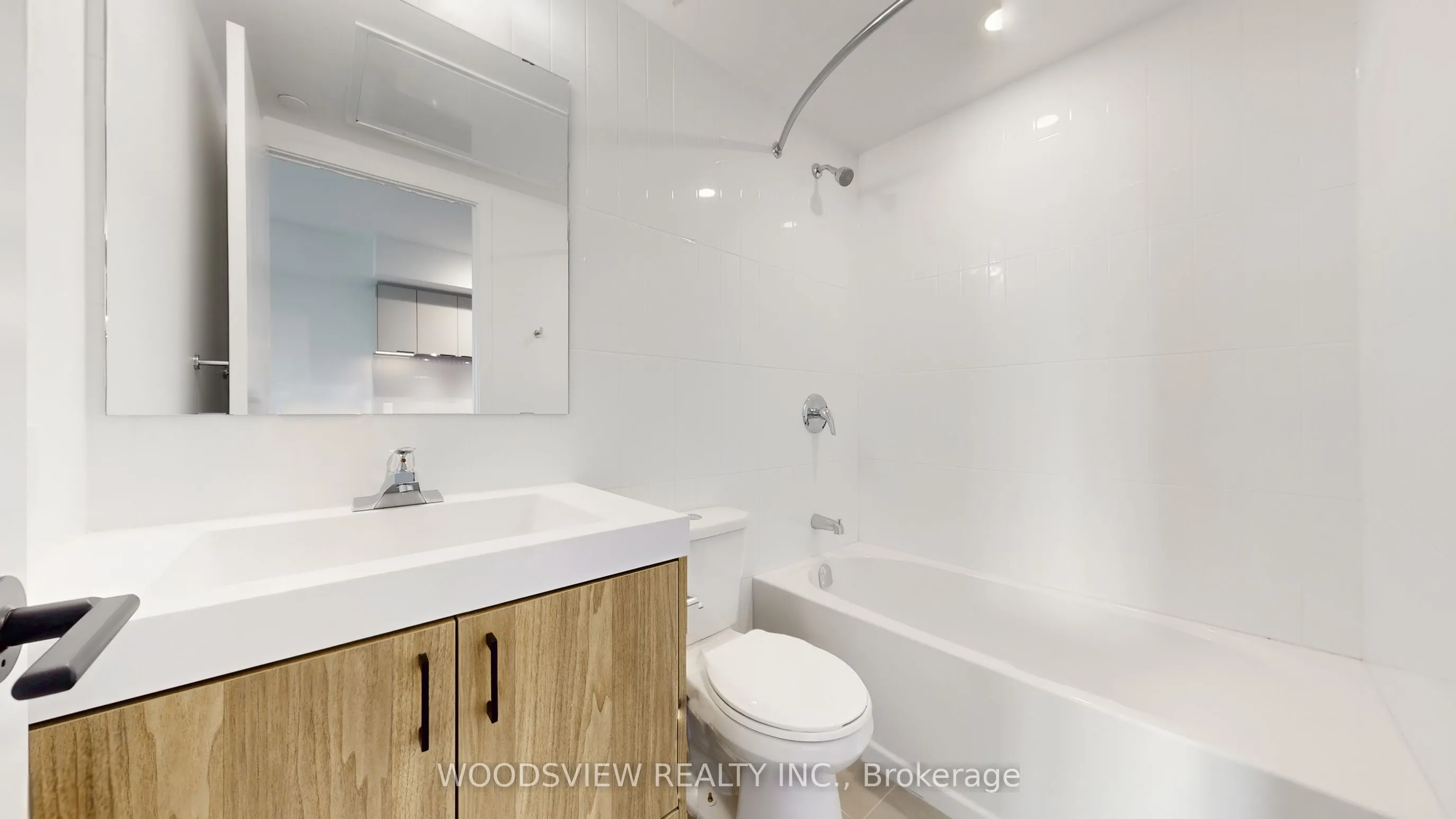 185 Enfield Place, #2709