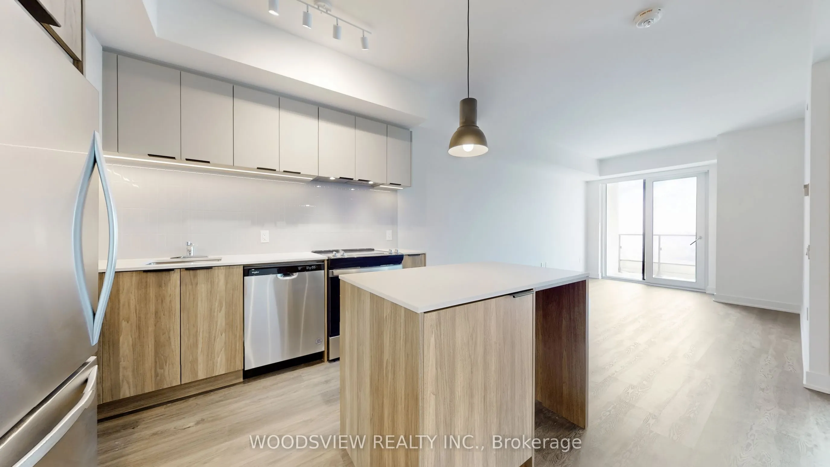 185 Enfield Place, #2709