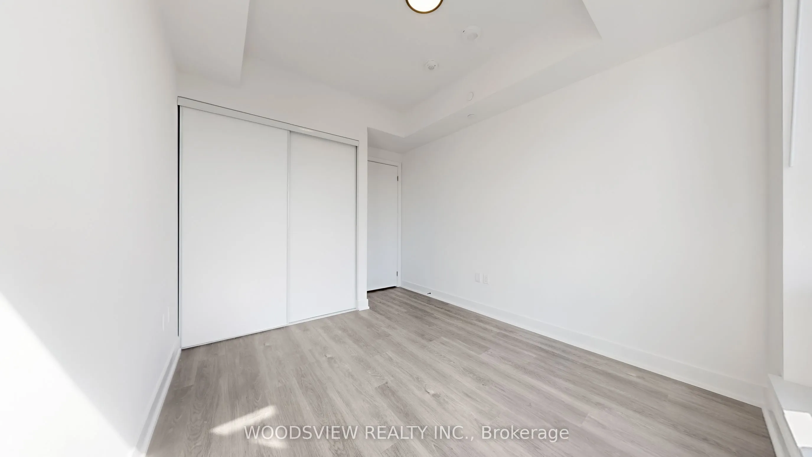 185 Enfield Place, #2709