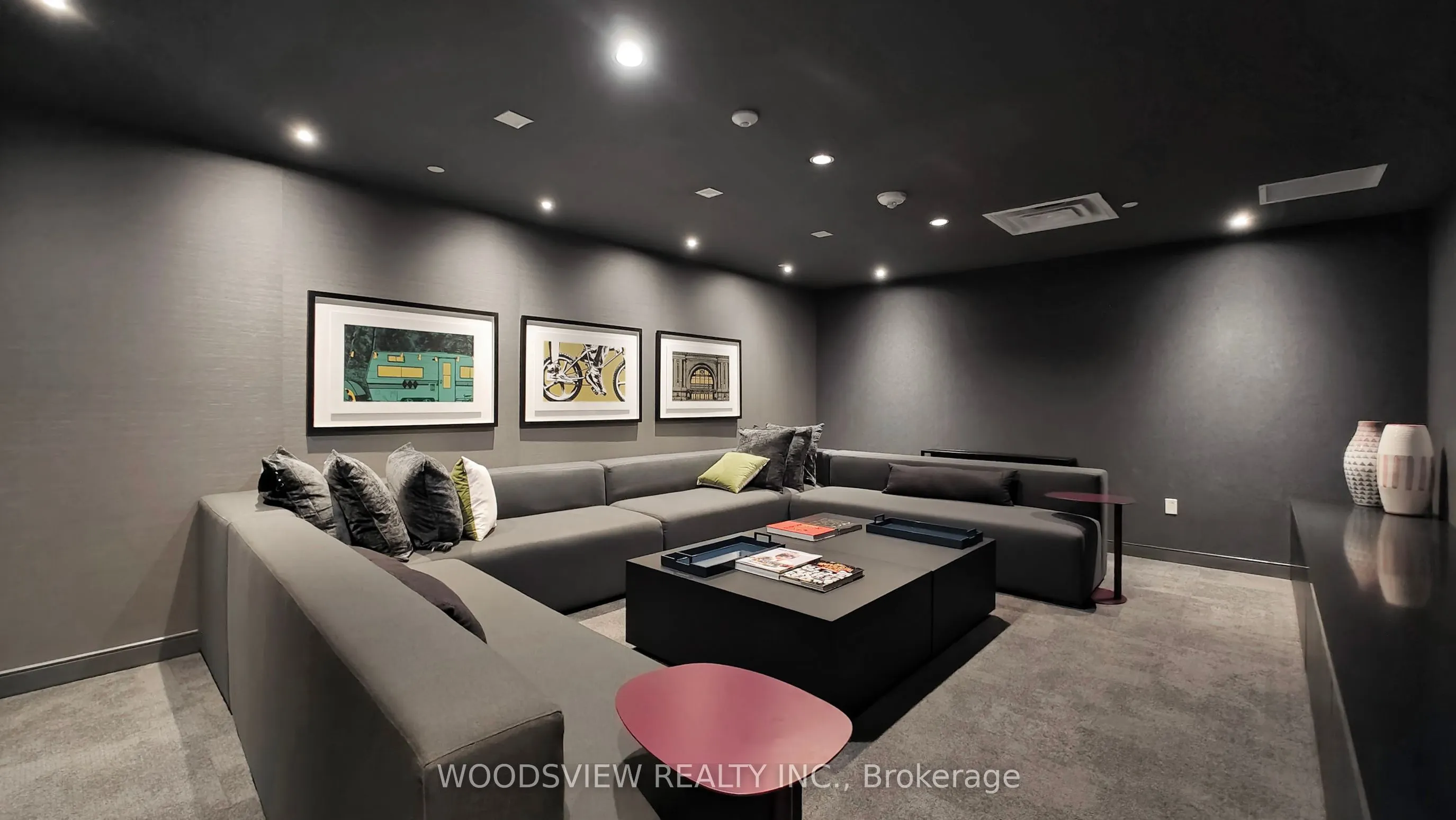 185 Enfield Place, #2709