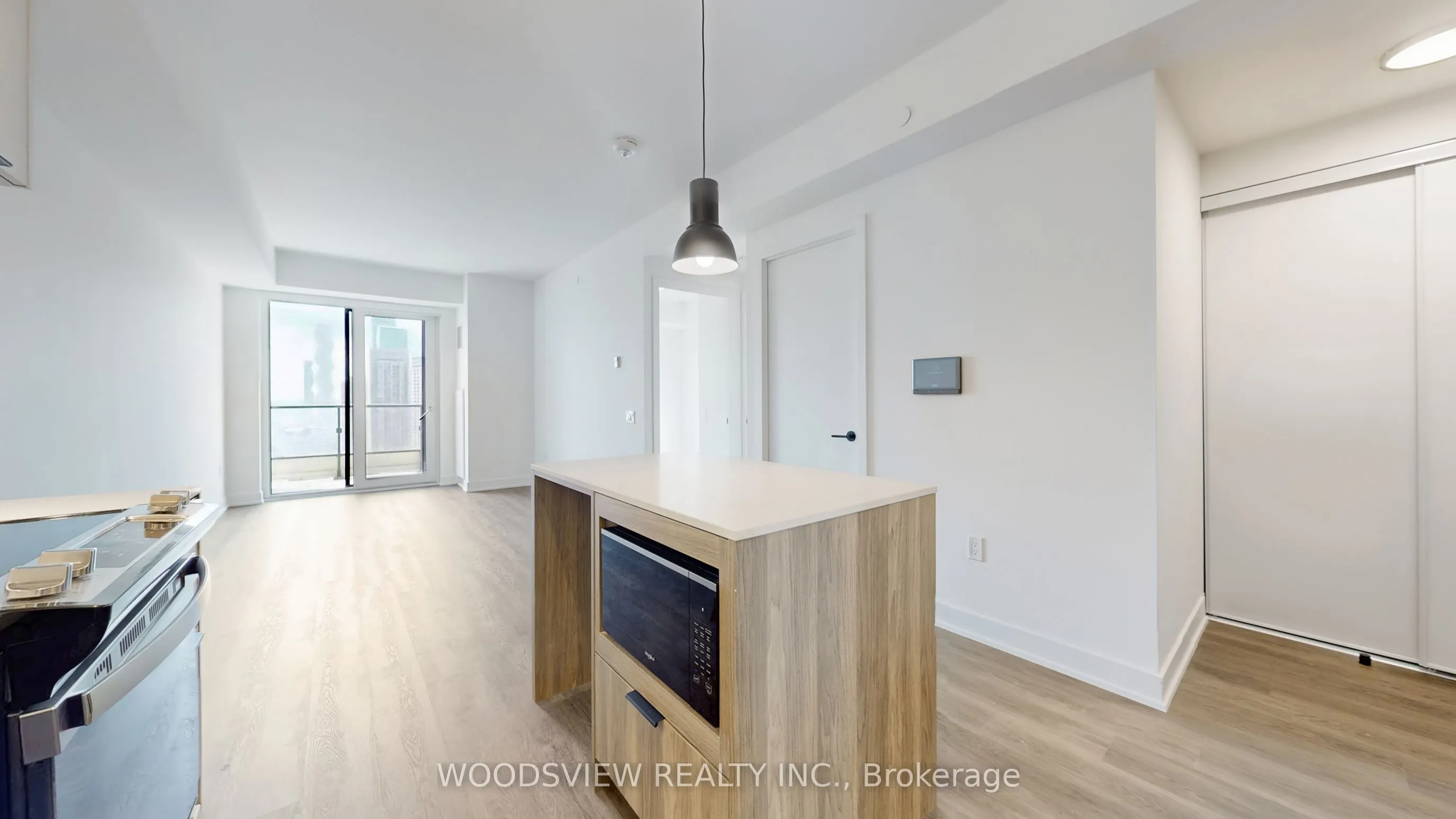 185 Enfield Place, #2709