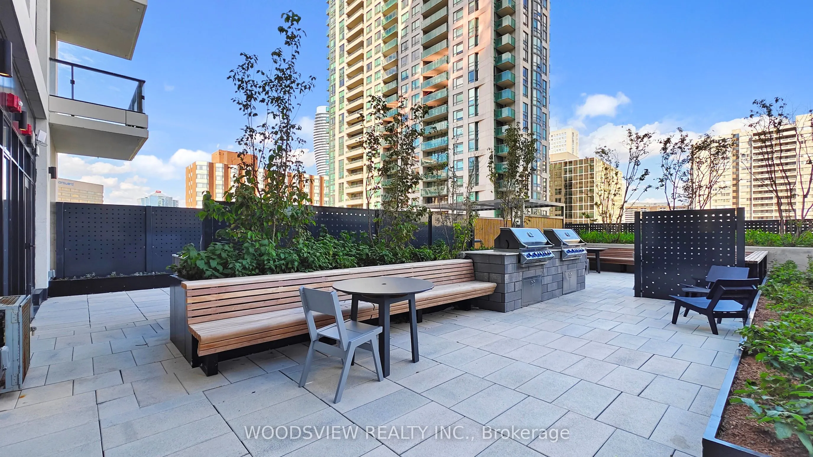 185 Enfield Place, #2709