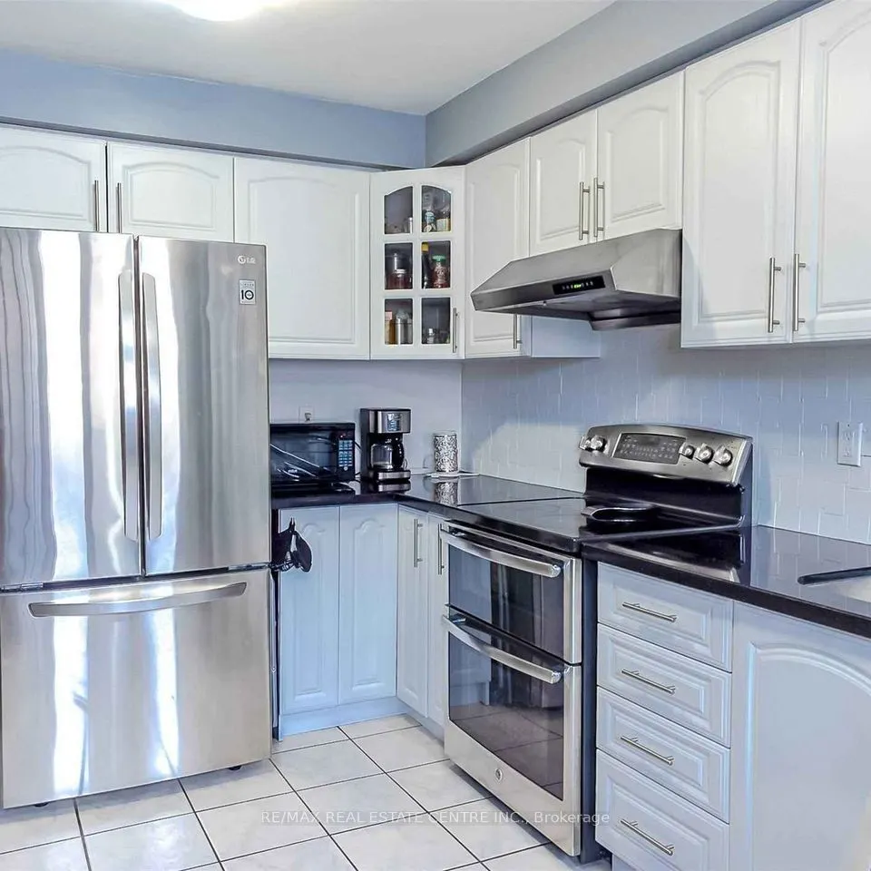2 Sir Lou Drive, #69