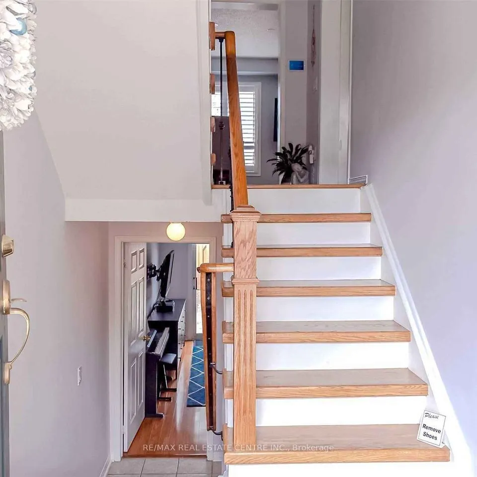 2 Sir Lou Drive, #69