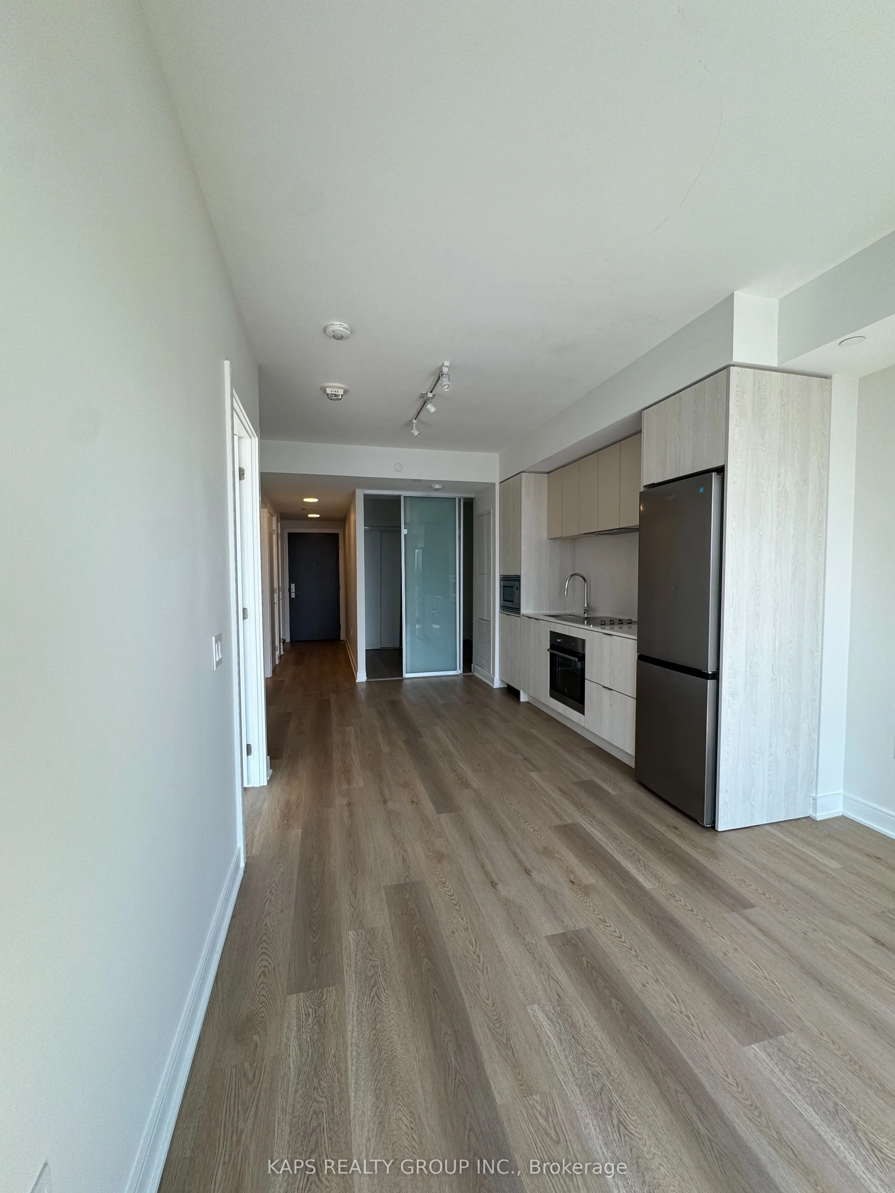 86 Dundas Street, #1117