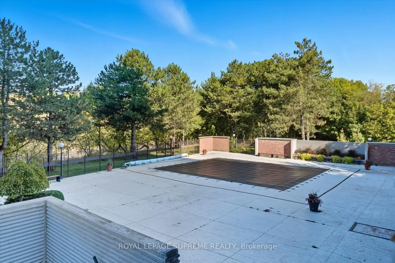 270 Scarlett Road, #107