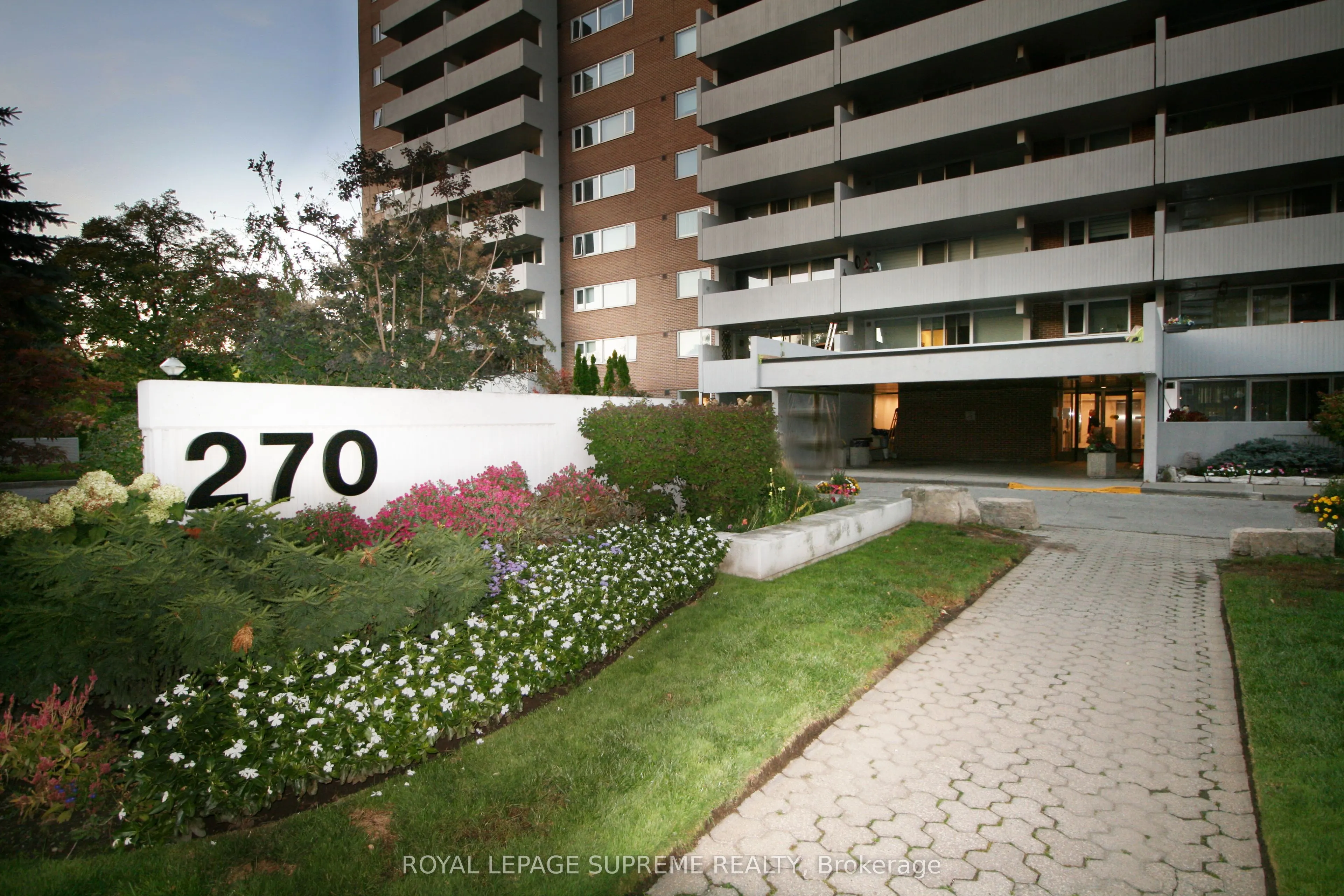 270 Scarlett Road, #107