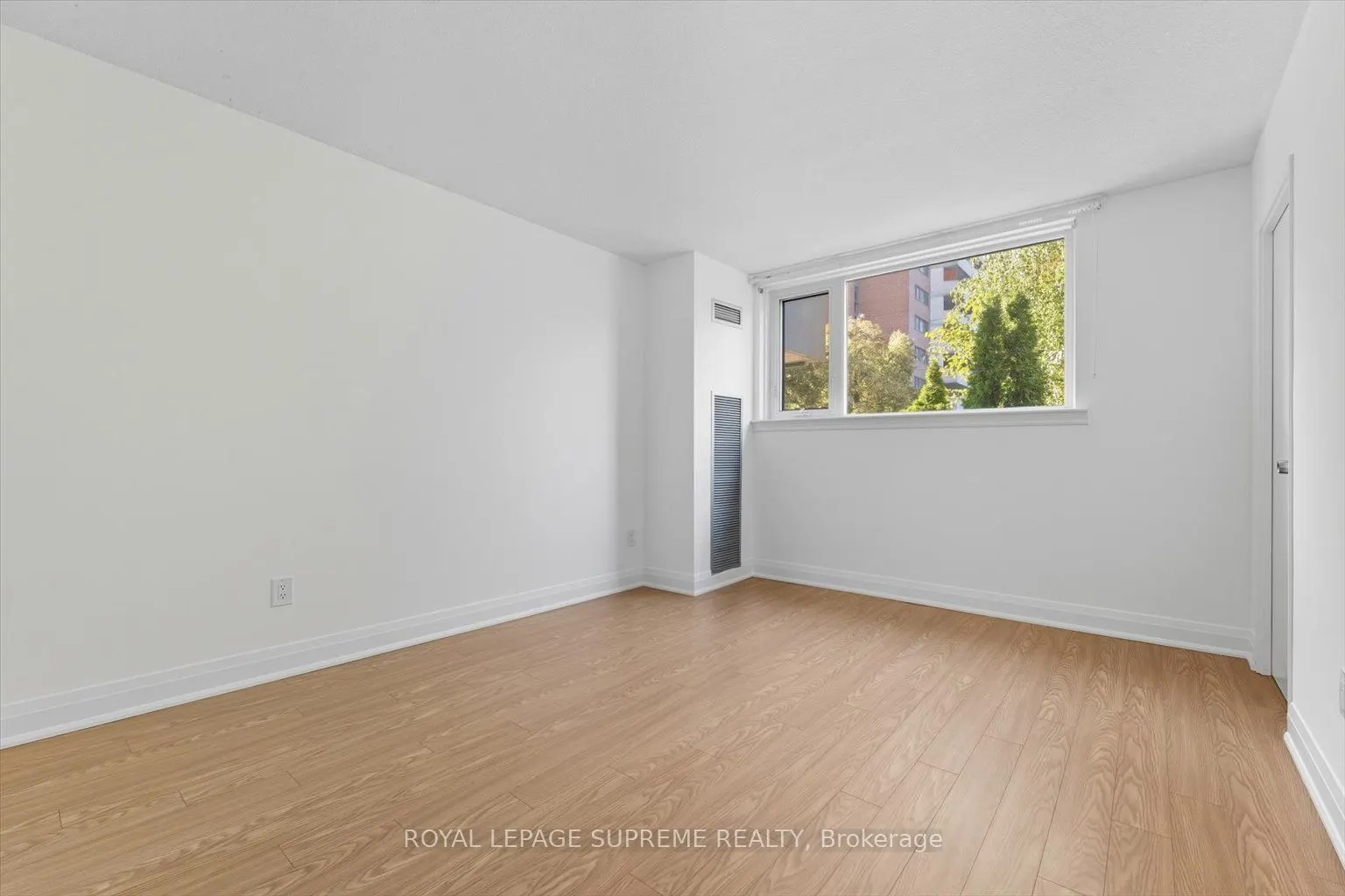 270 Scarlett Road, #107