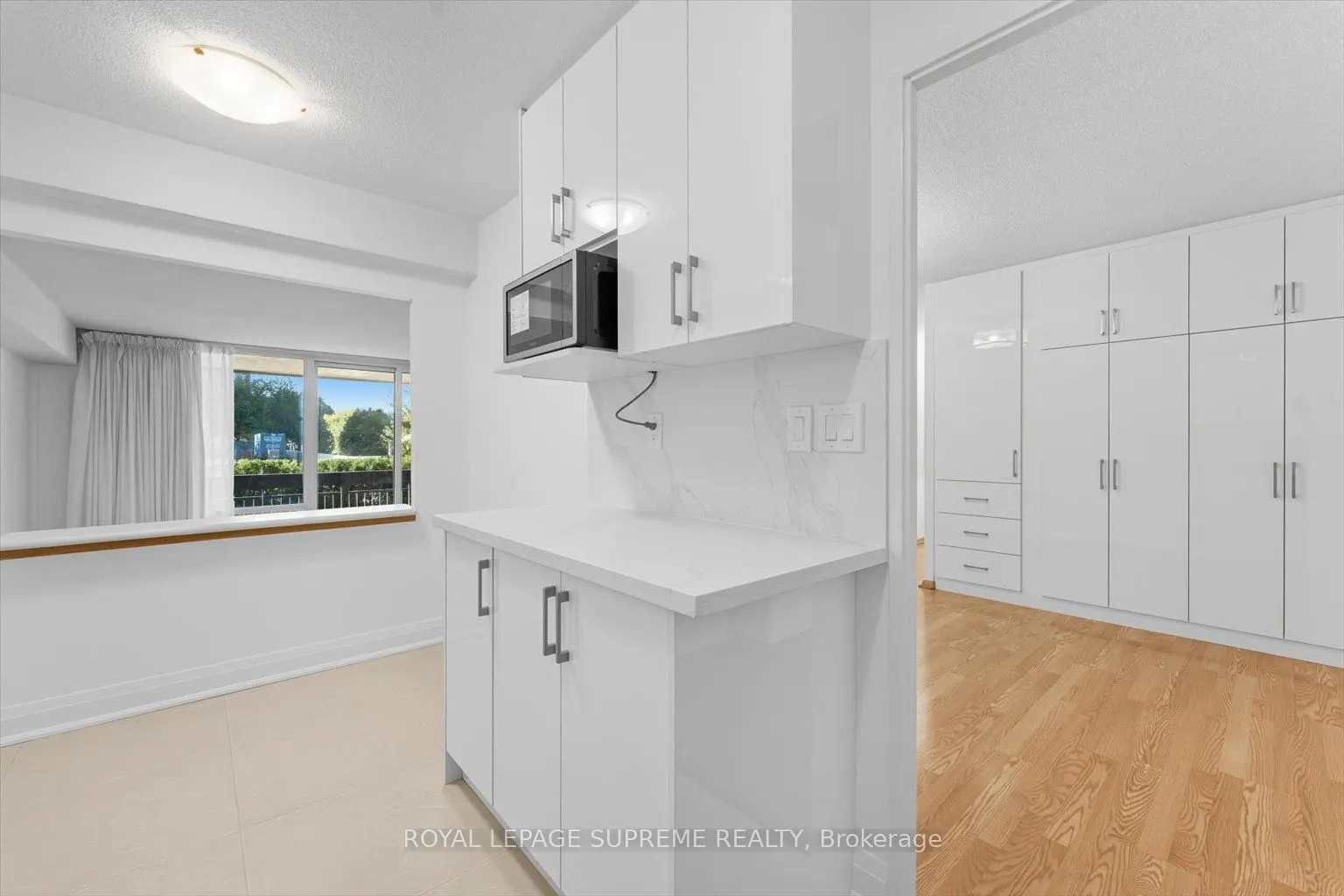 270 Scarlett Road, #107