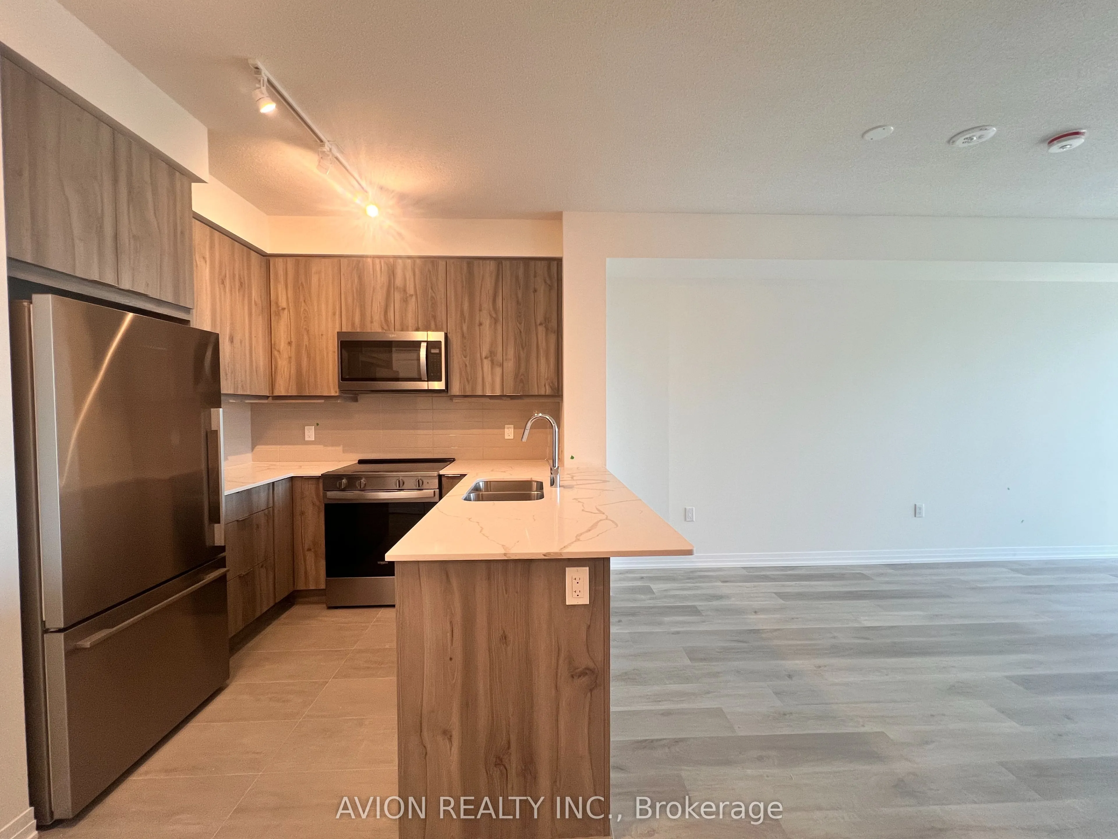 15 Watergarden Drive, #1903
