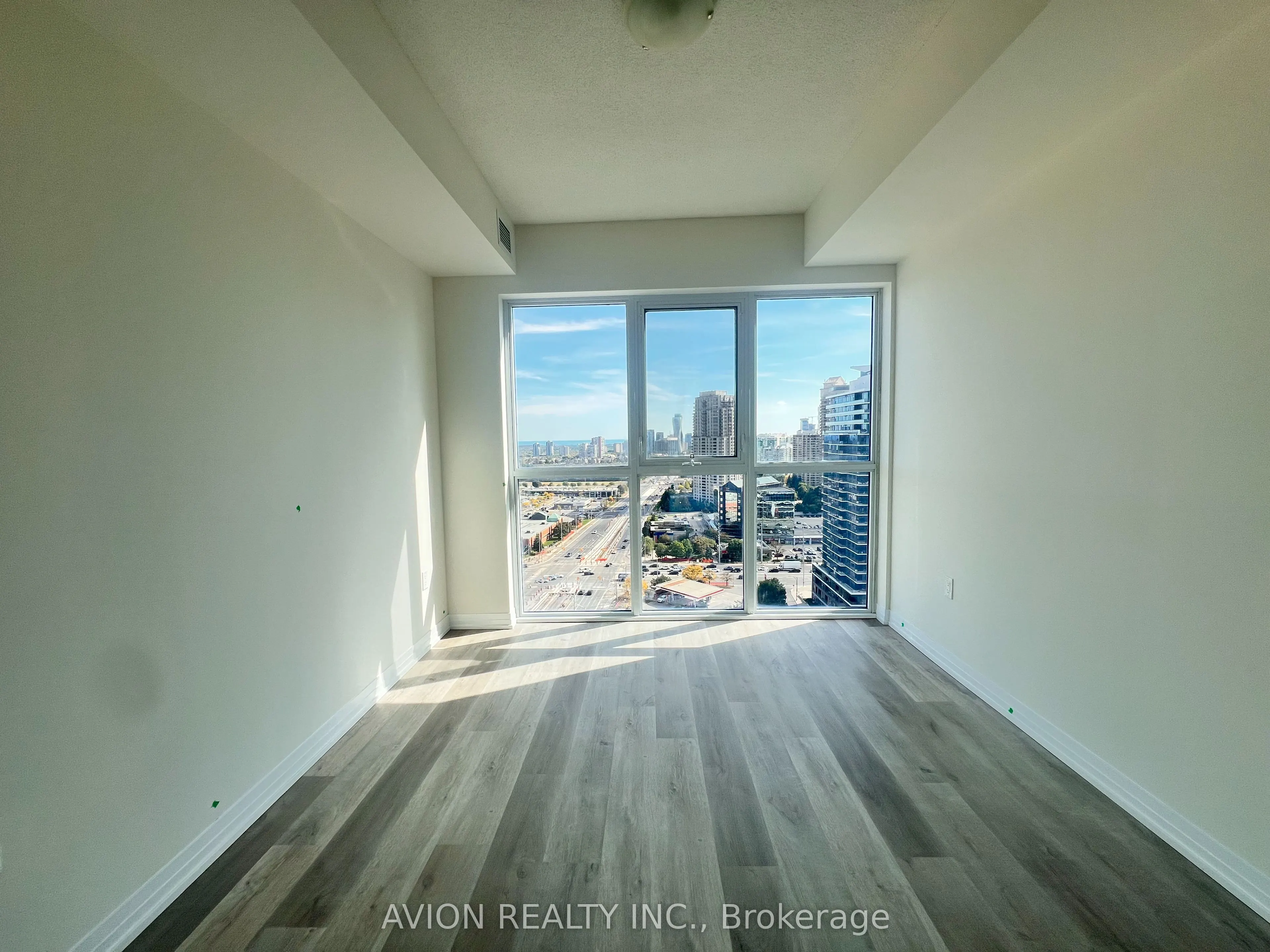 15 Watergarden Drive, #1903
