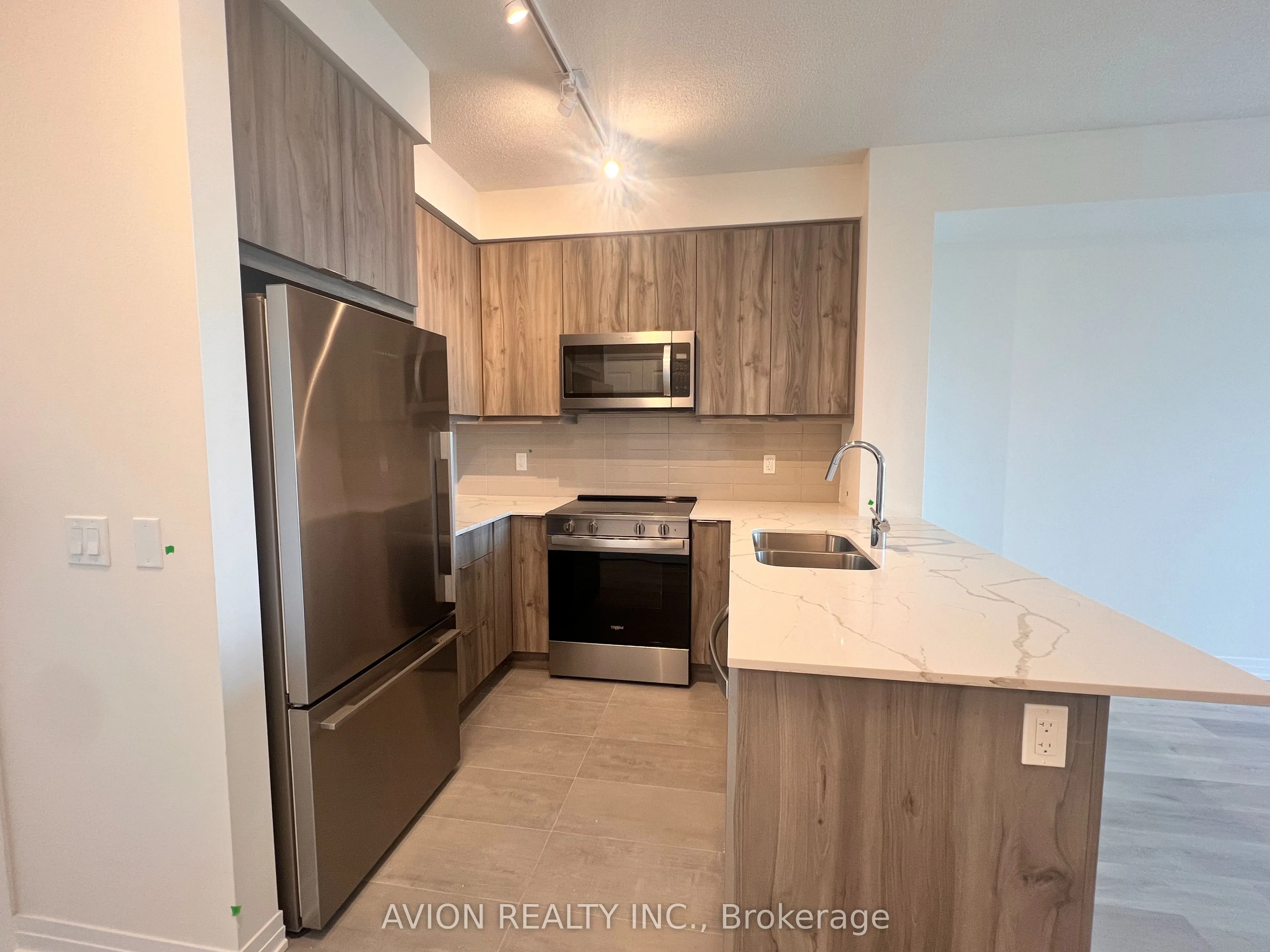 15 Watergarden Drive, #1903
