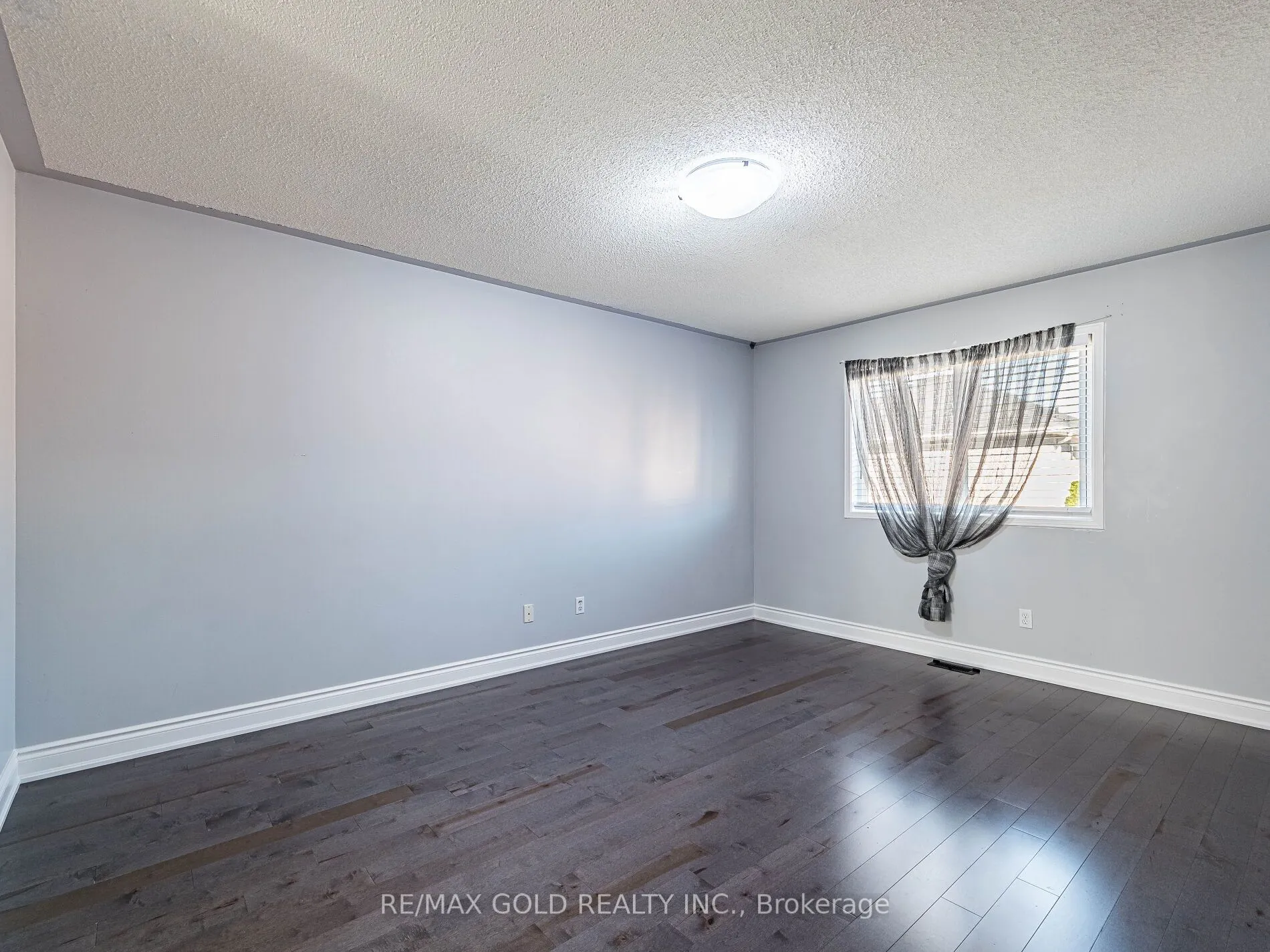 43 Sunnyview Road