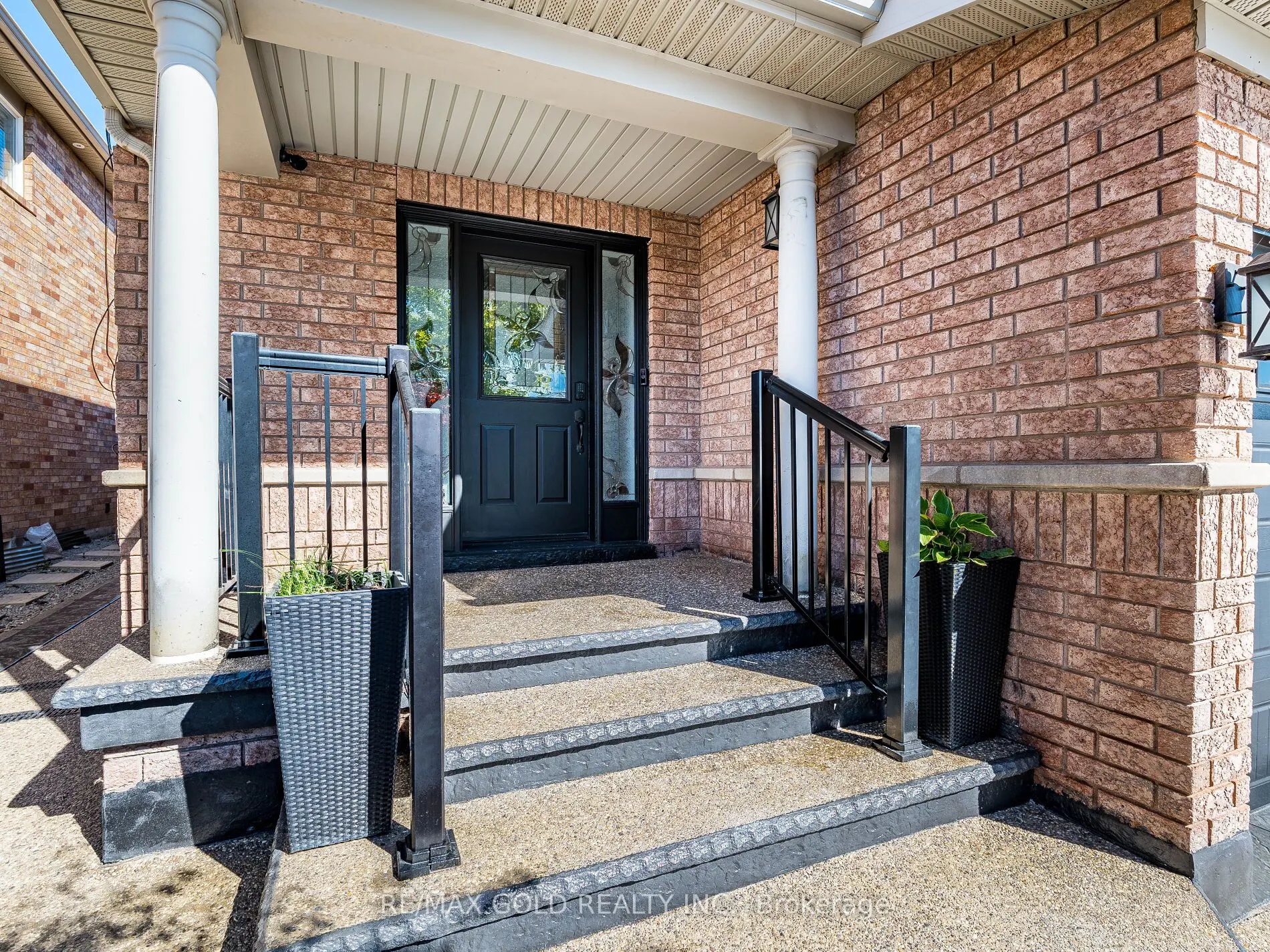43 Sunnyview Road