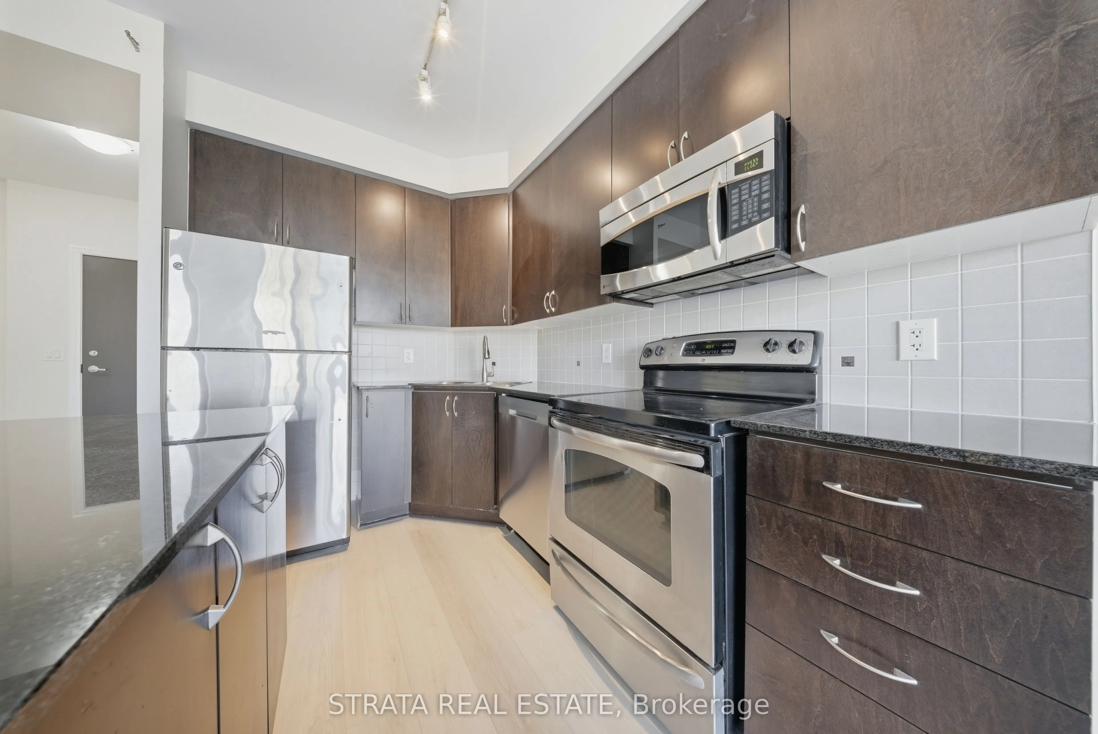 223 Webb Drive, #604