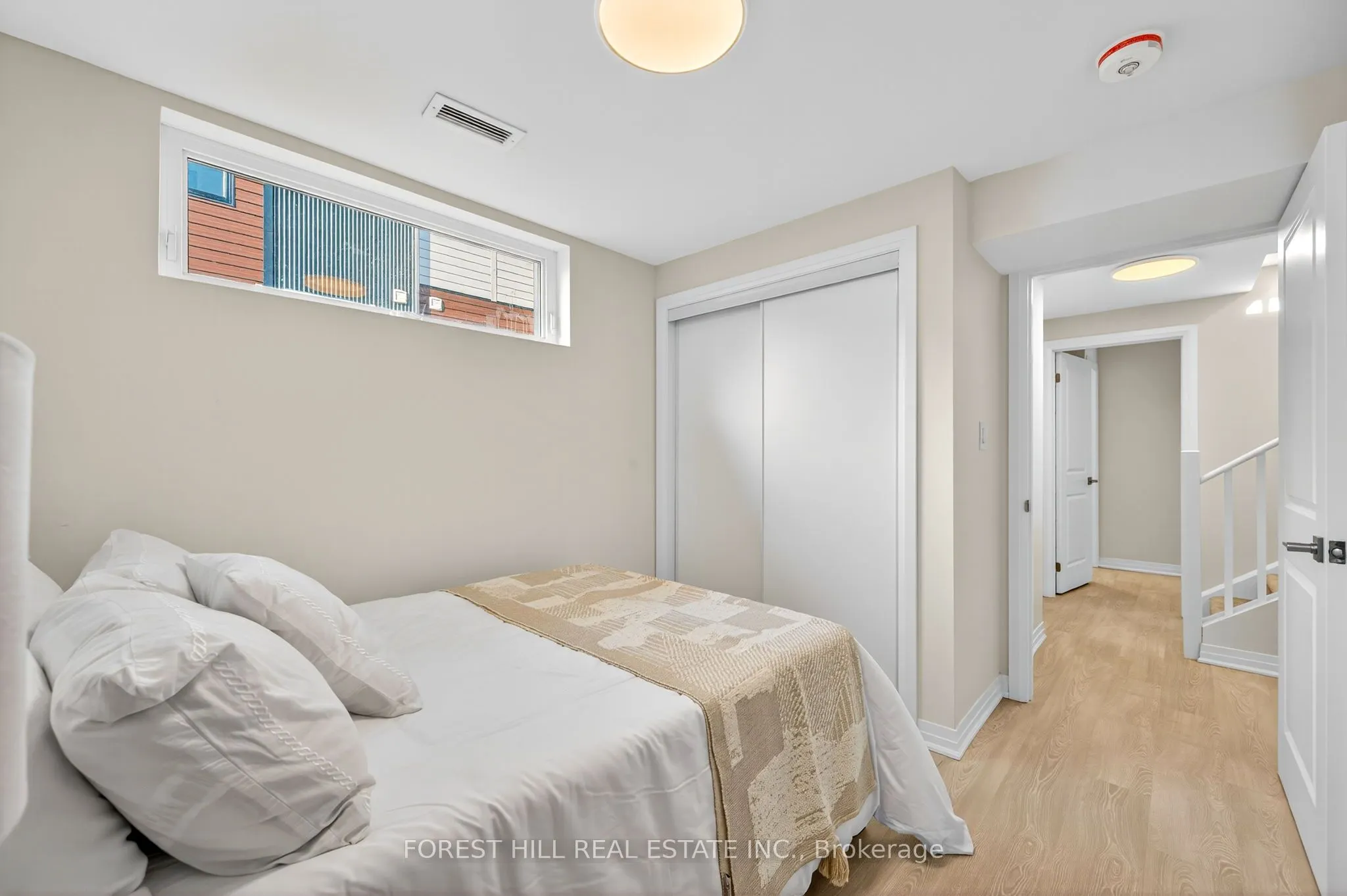 49 William Cragg Drive, #R
