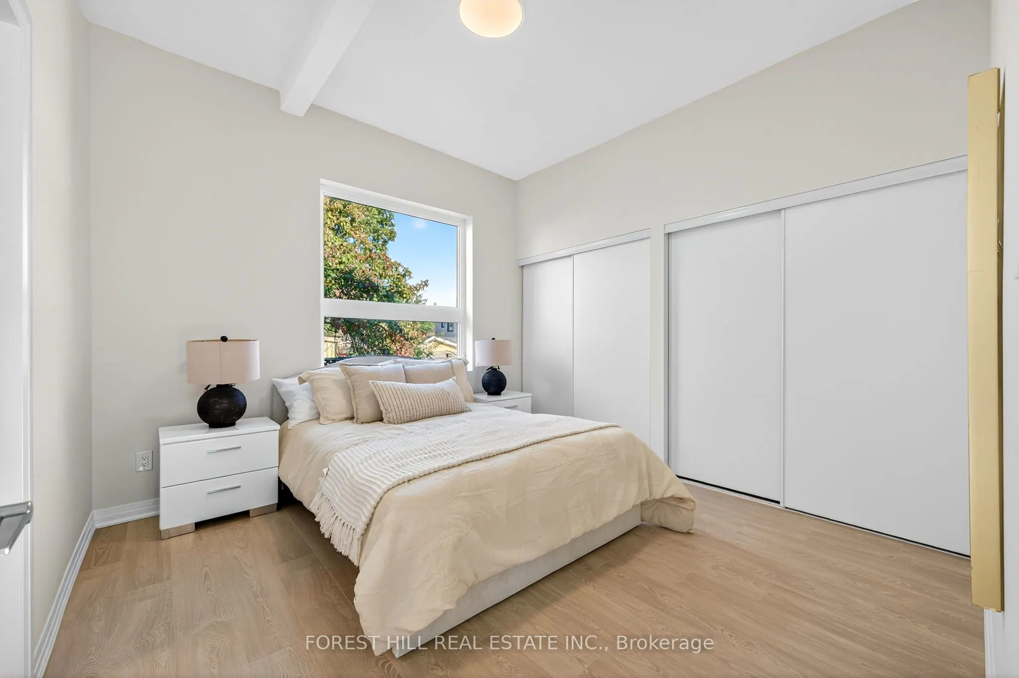 49 William Cragg Drive, #R