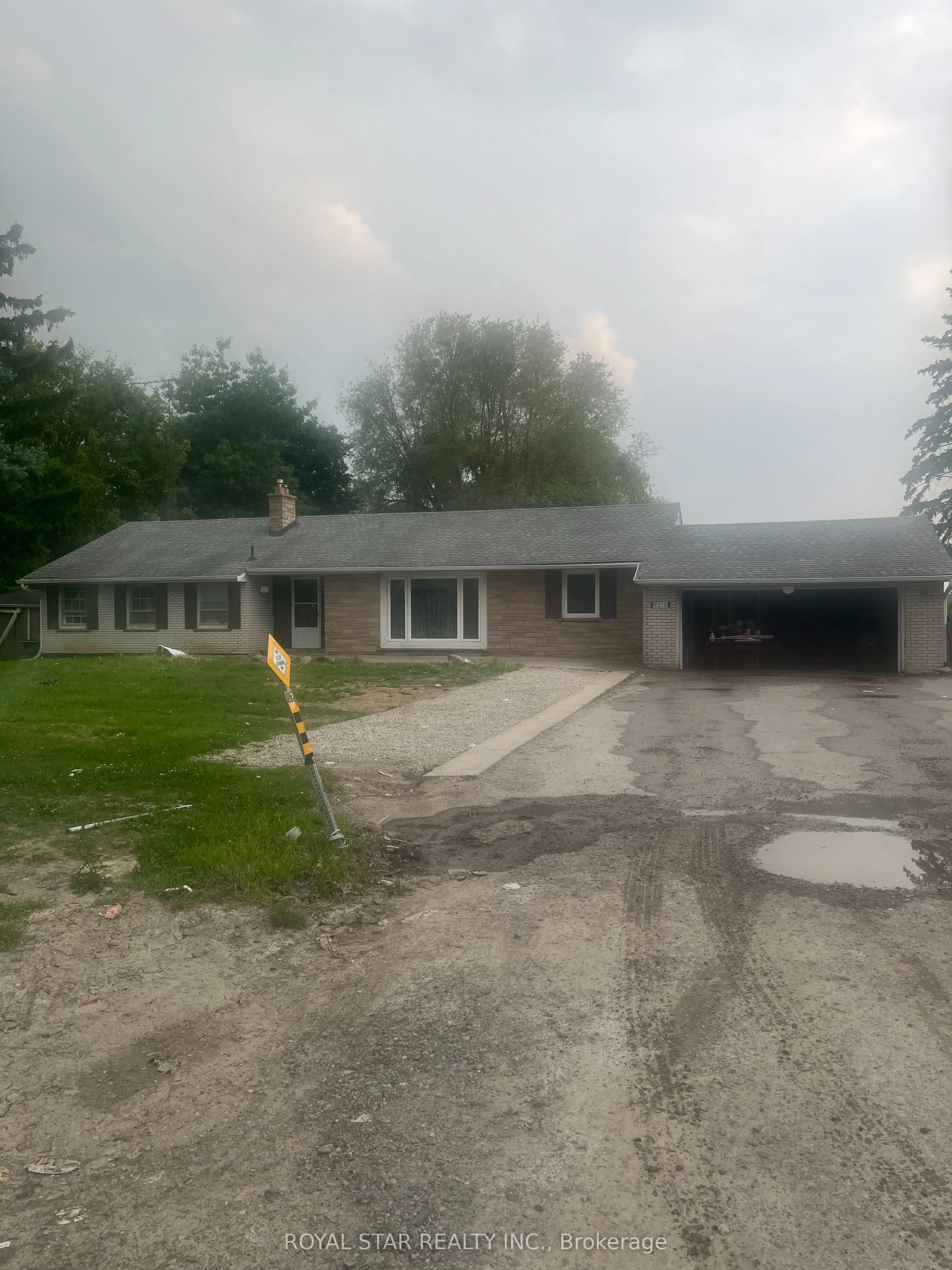 9210 Mississauga Road, #Main