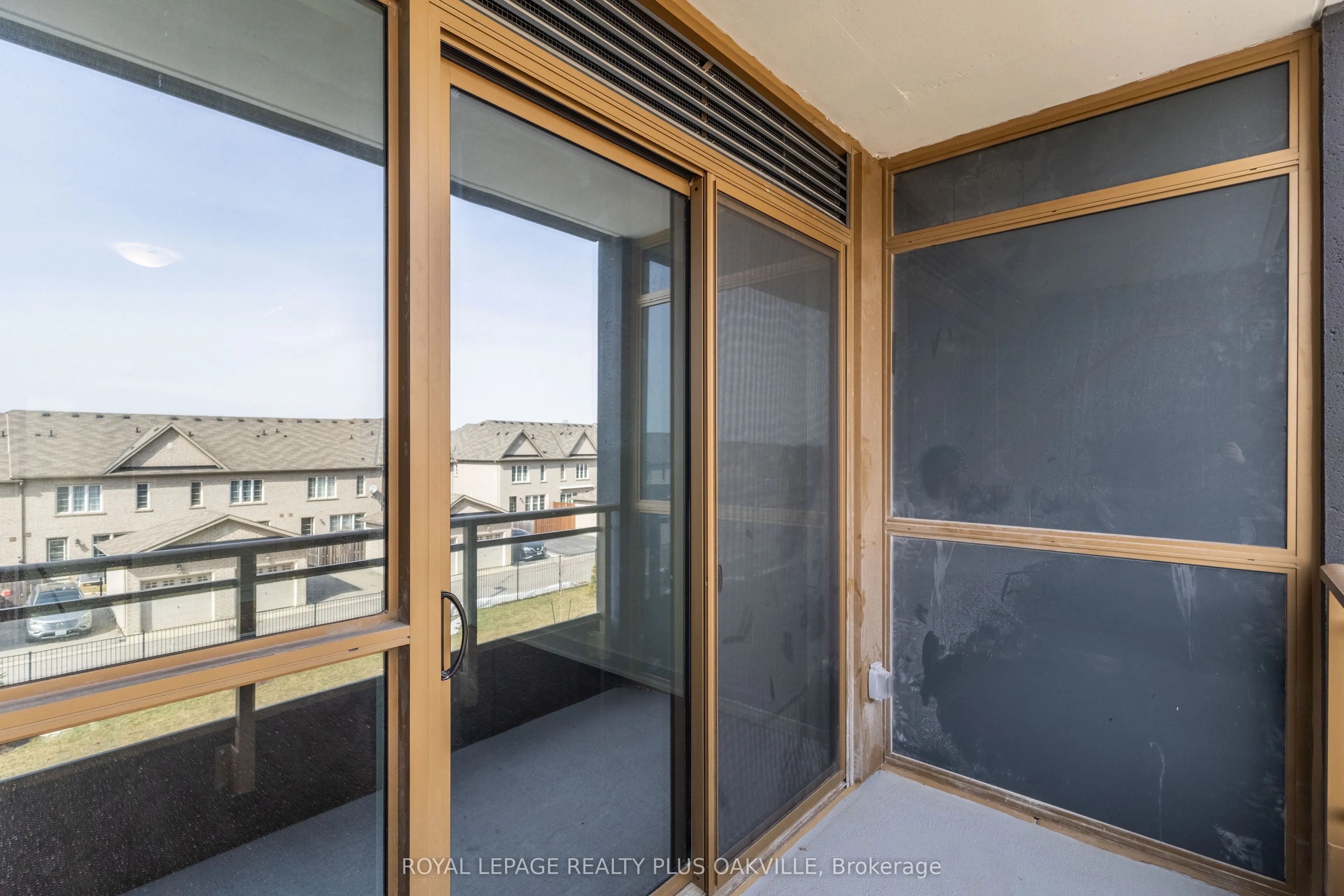 2343 Khalsa Gate, #330