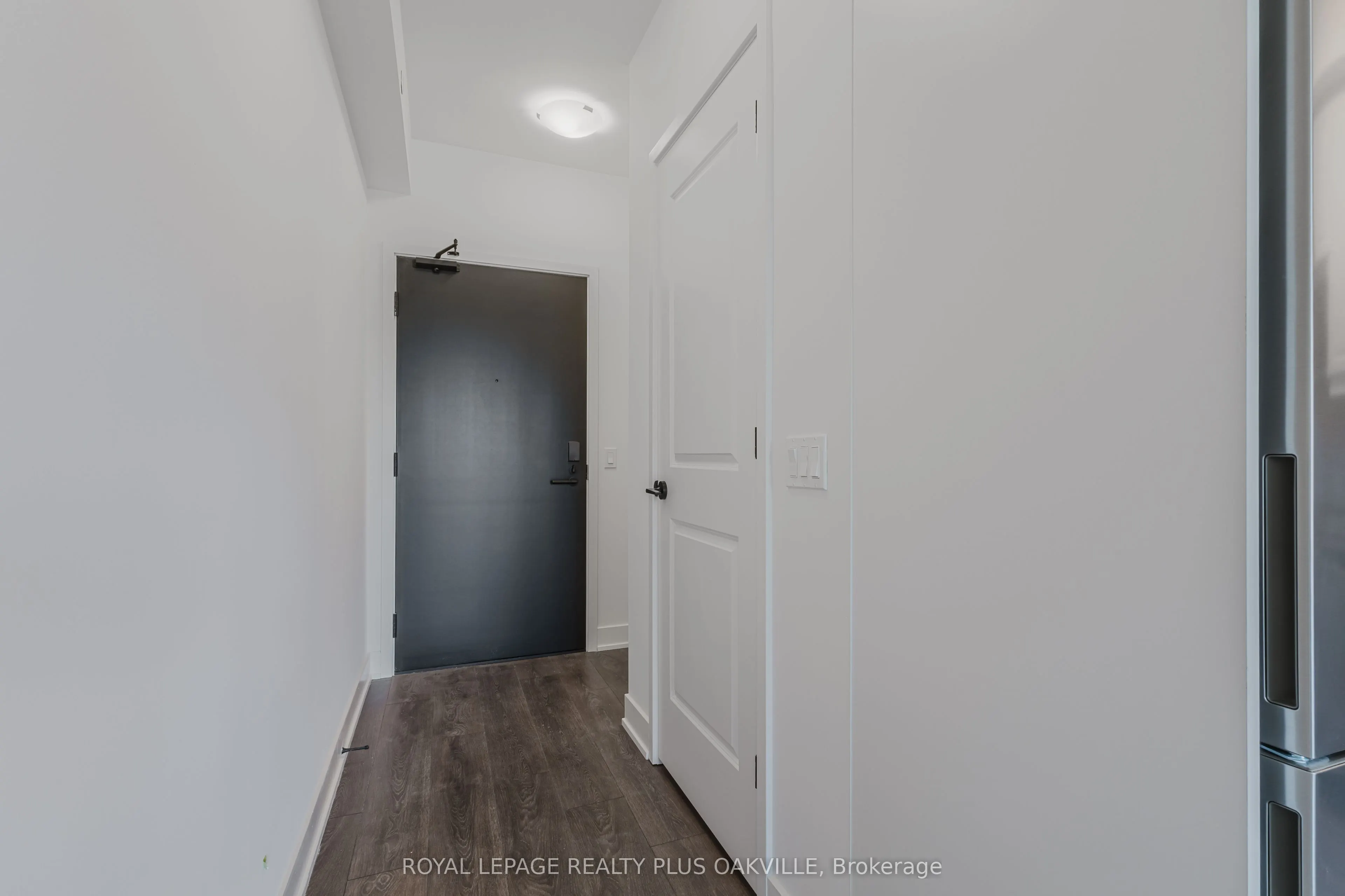 2343 Khalsa Gate, #330