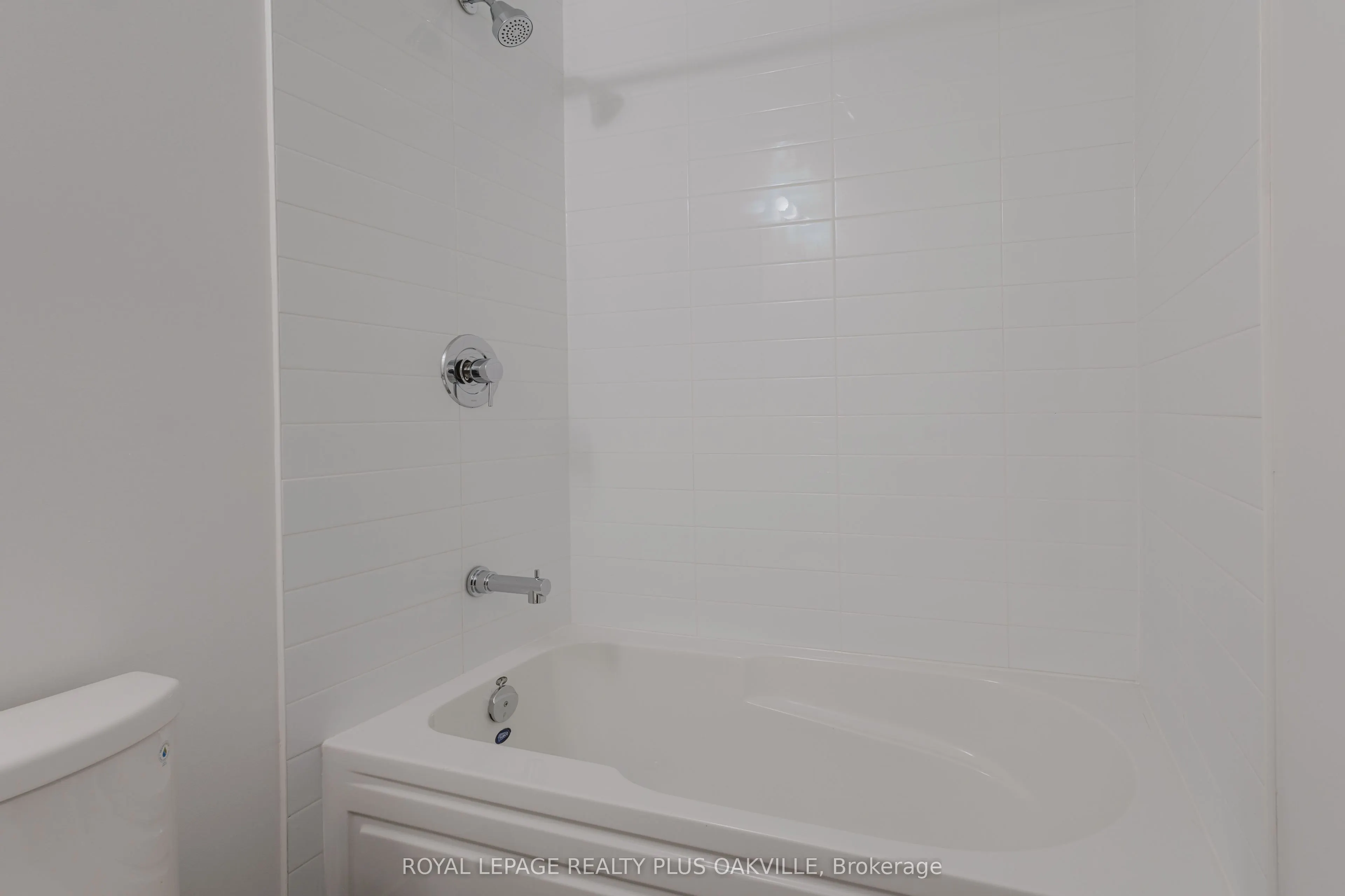 2343 Khalsa Gate, #330