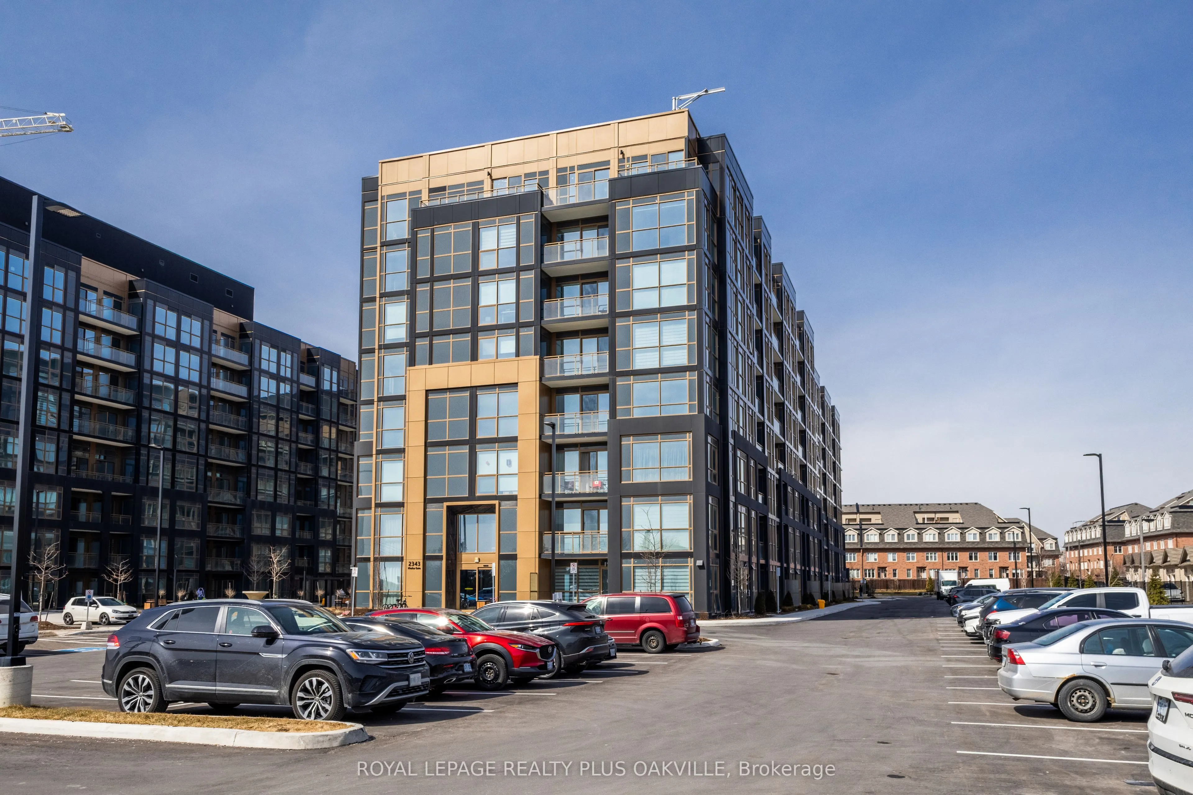 2343 Khalsa Gate, #330