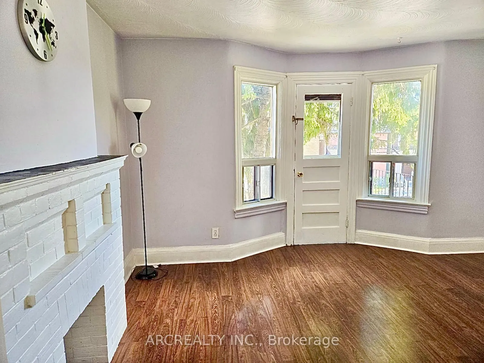 910 Dovercourt Road