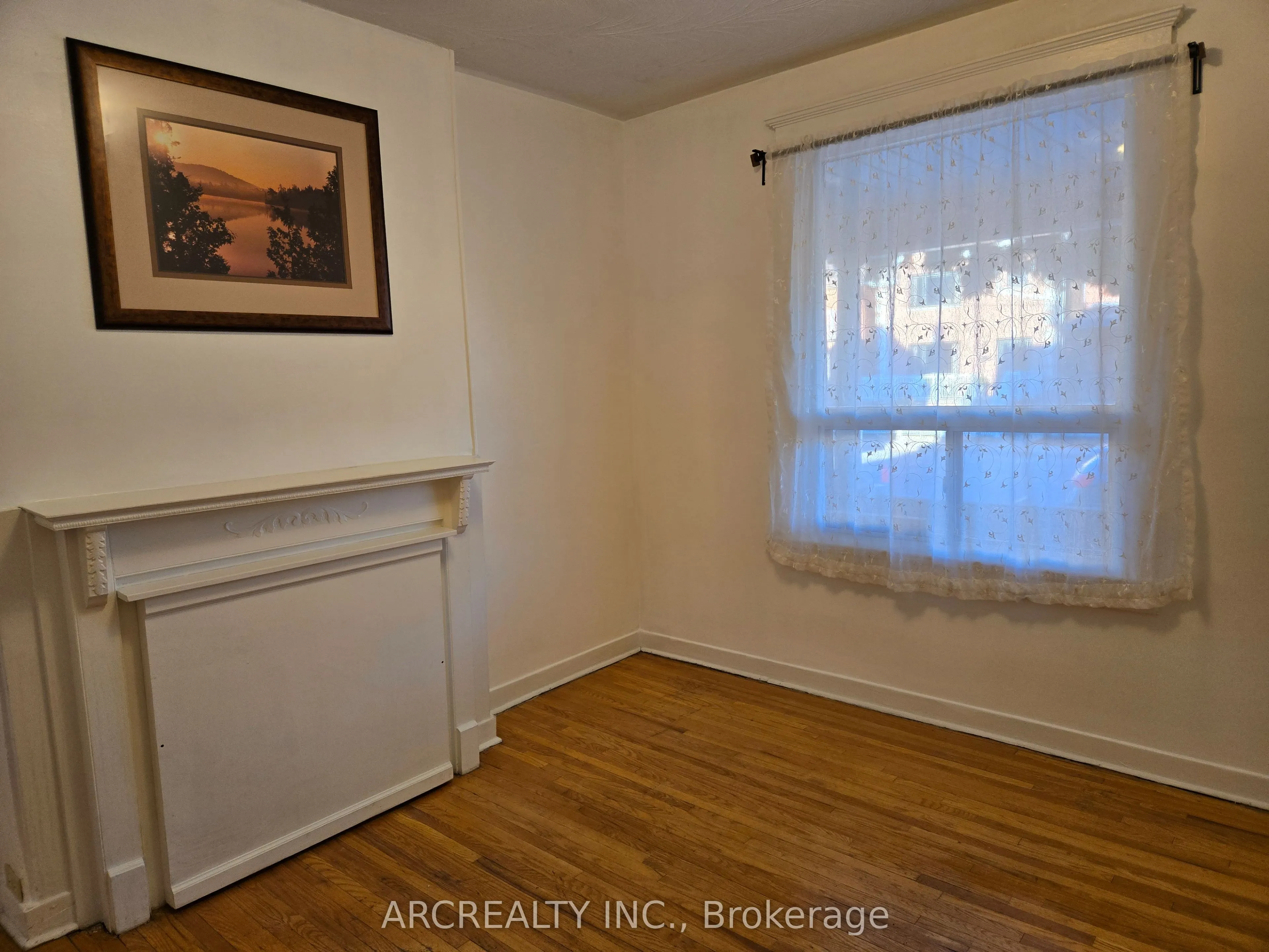 910 Dovercourt Road