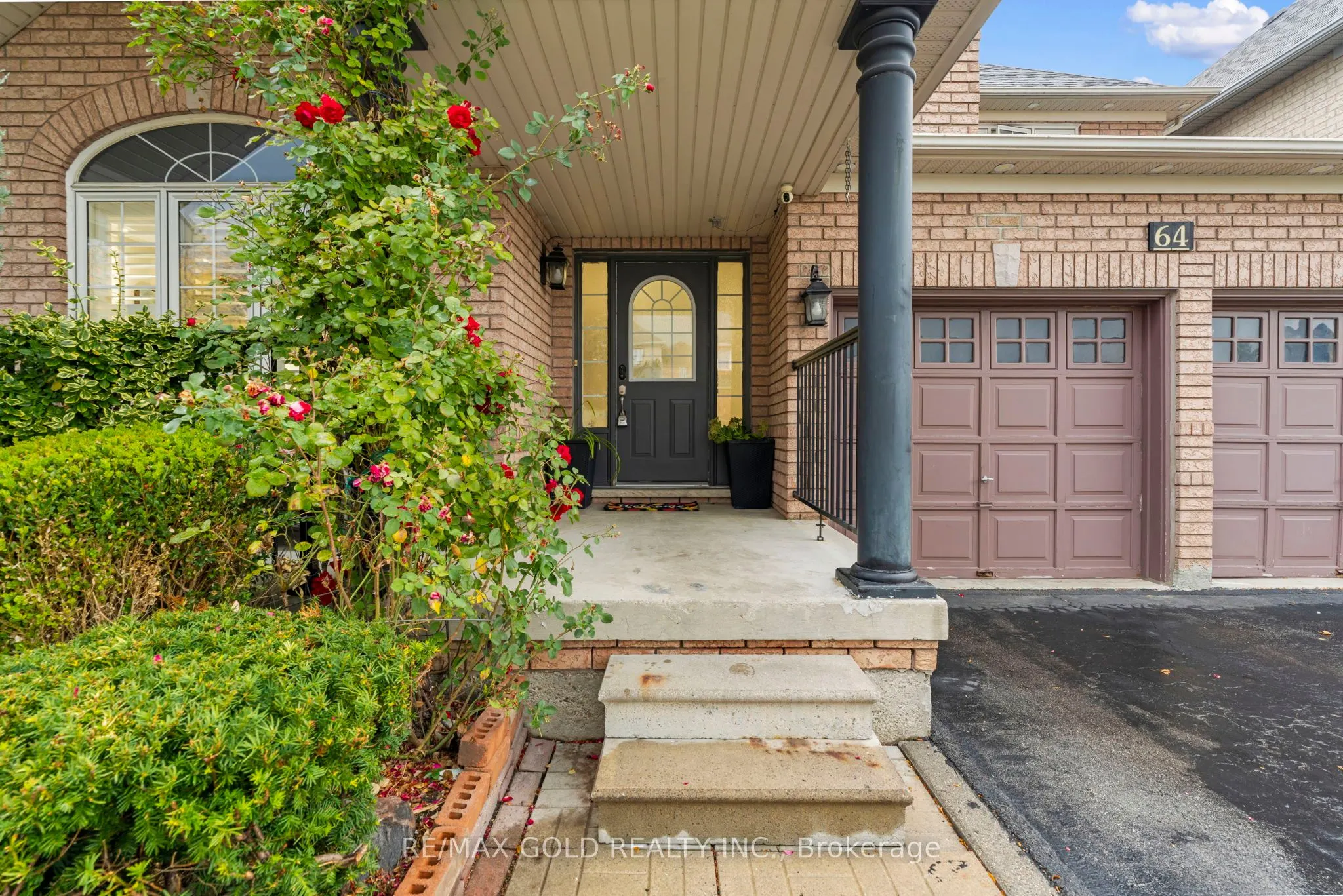 64 Beachpoint Boulevard